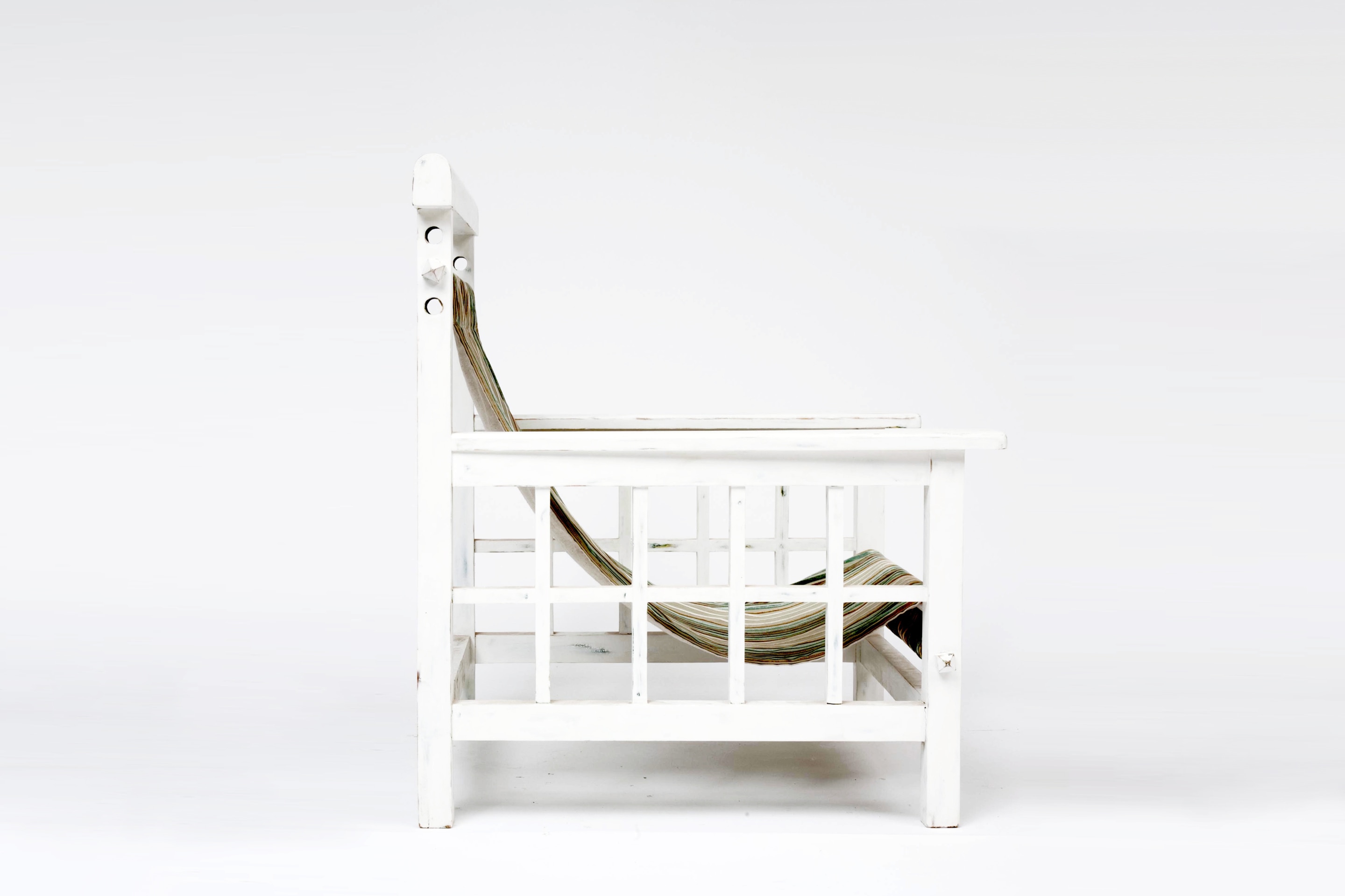 Robert Mallet-Stevens' lounge chair, side view