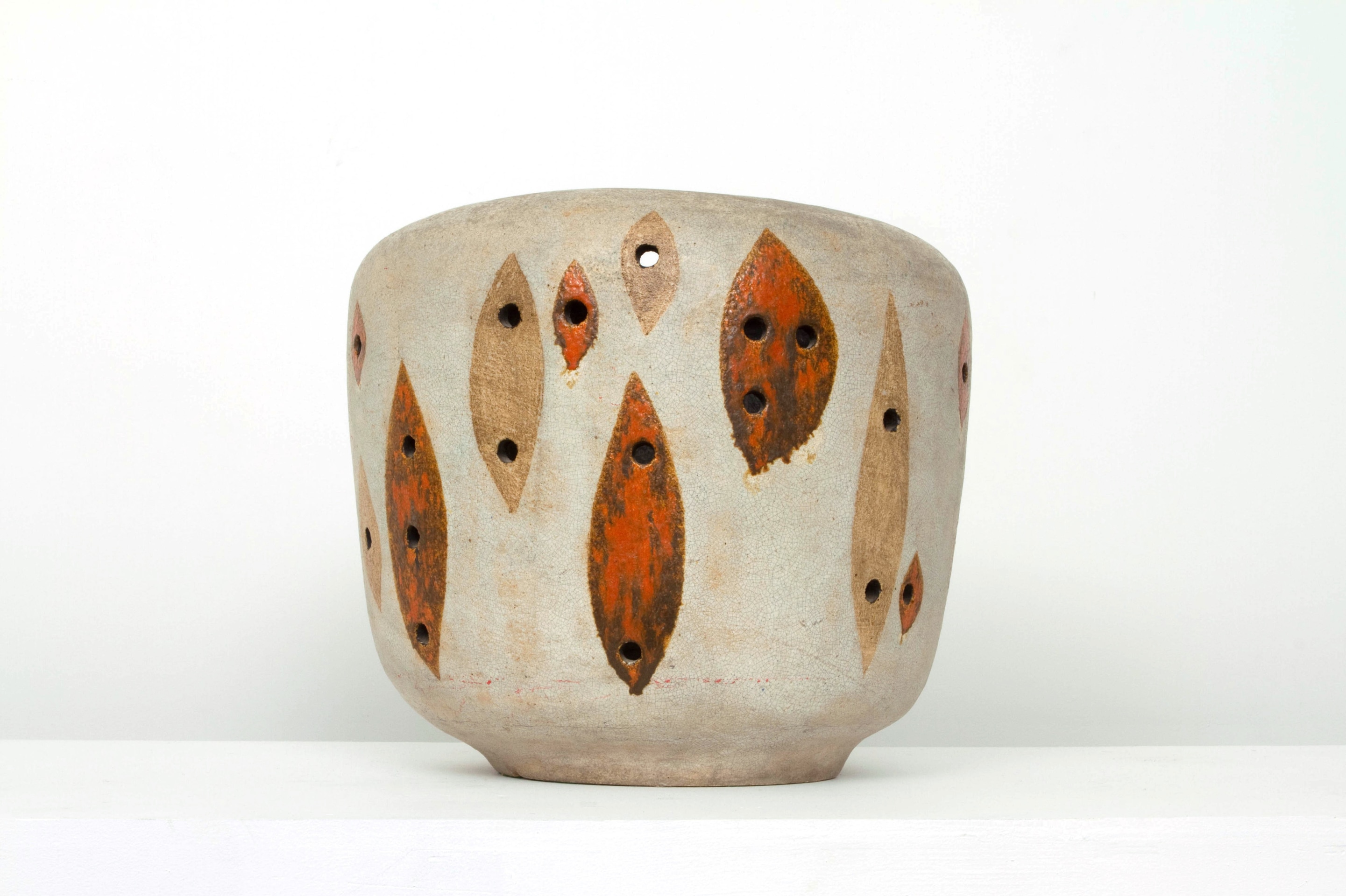 Andr&eacute; Borderie's ceramic planter