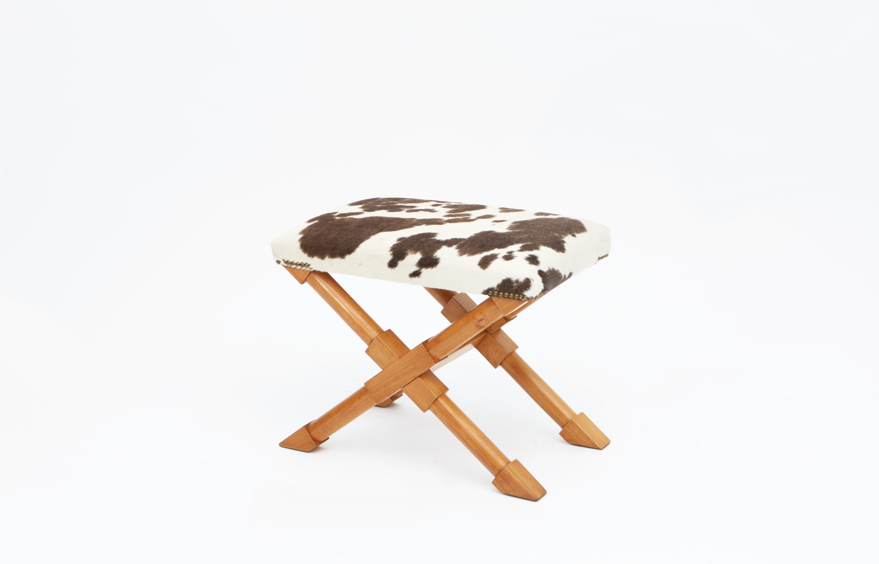 Andre Arbus's stool diagonal view