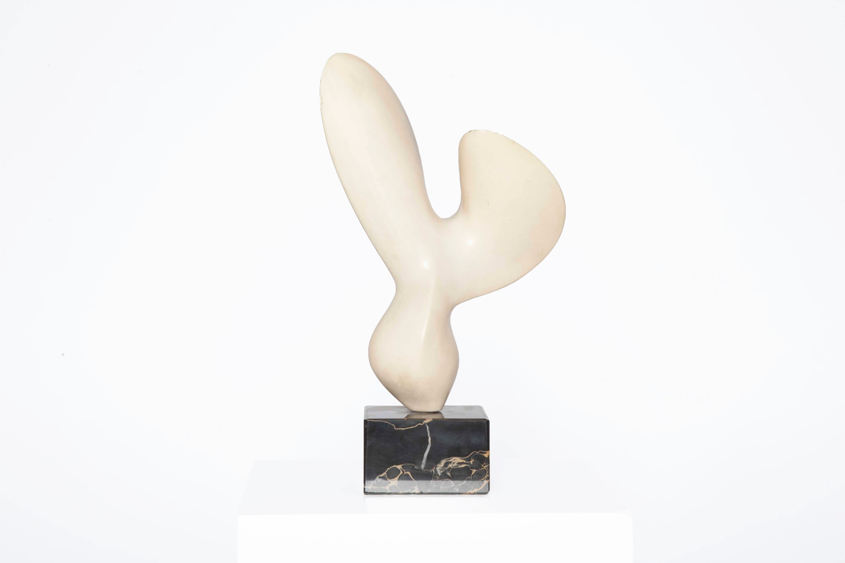 Antoine Poncet's marble and plaster sculpture, full front view