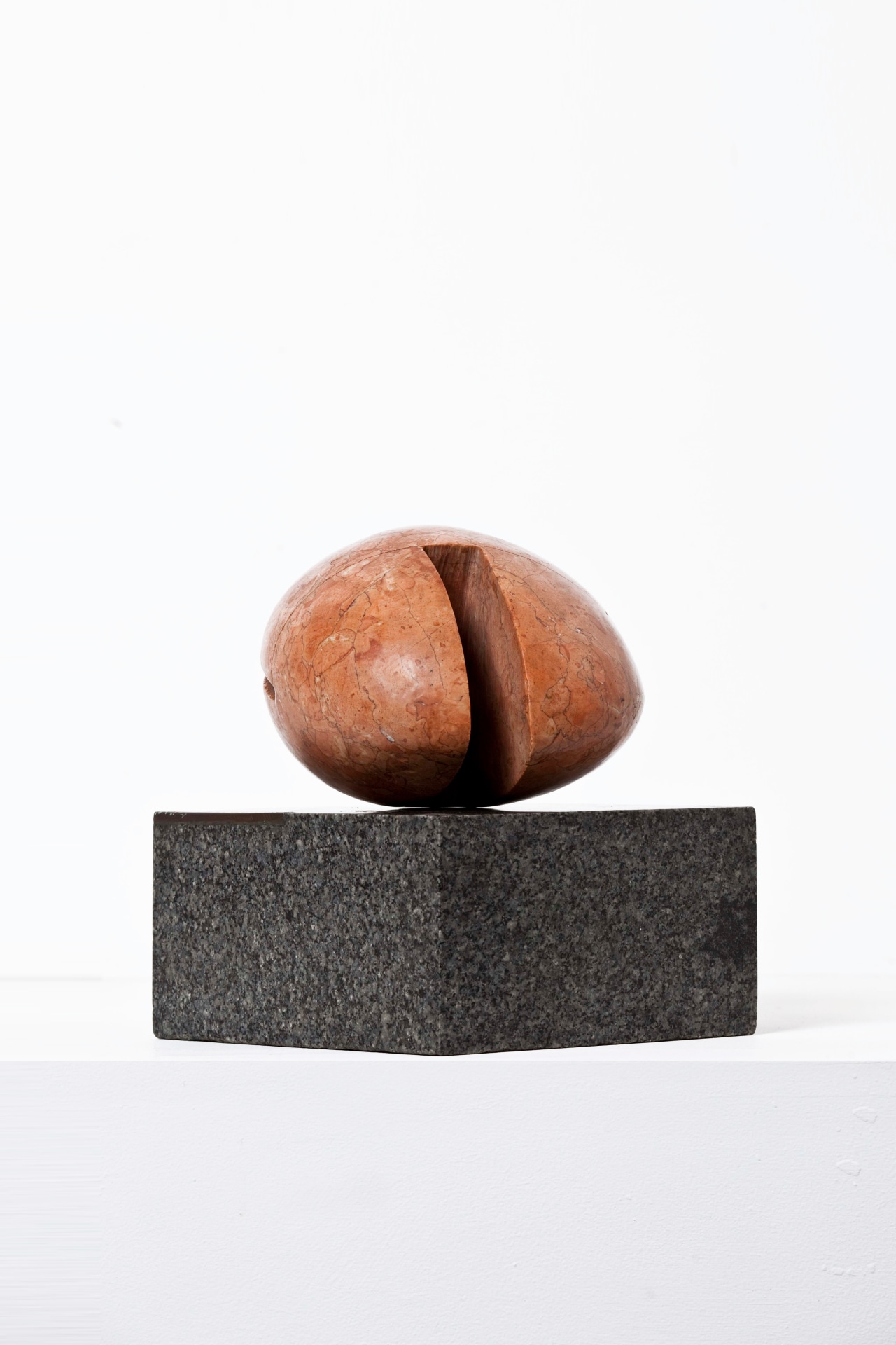 Pierre Székely's marble sculpture, front view