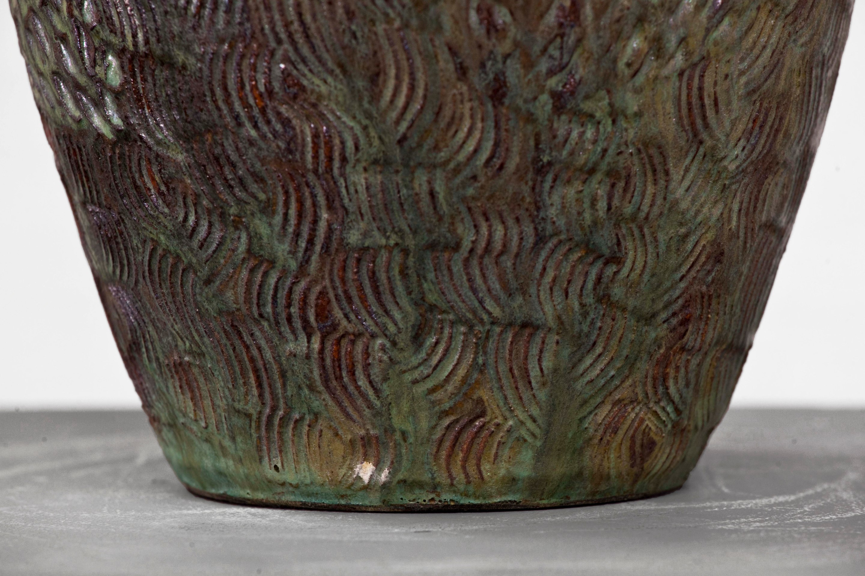 Suzanne Ramie's ceramic owl, detailed front view of base