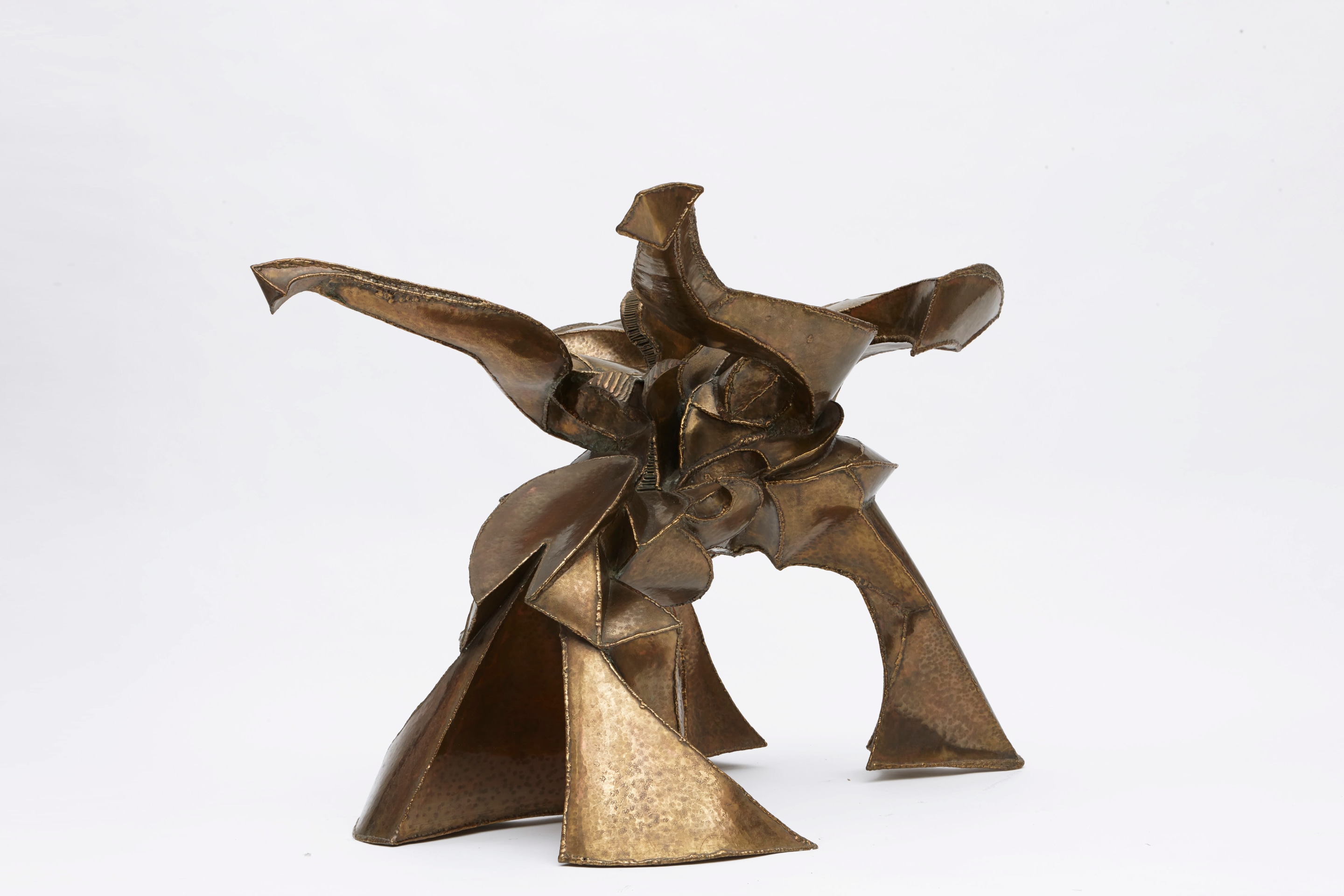 Caroline Lee's &quot;La faiseuse d'amour&quot; sculptural dining table view of sculptural base component