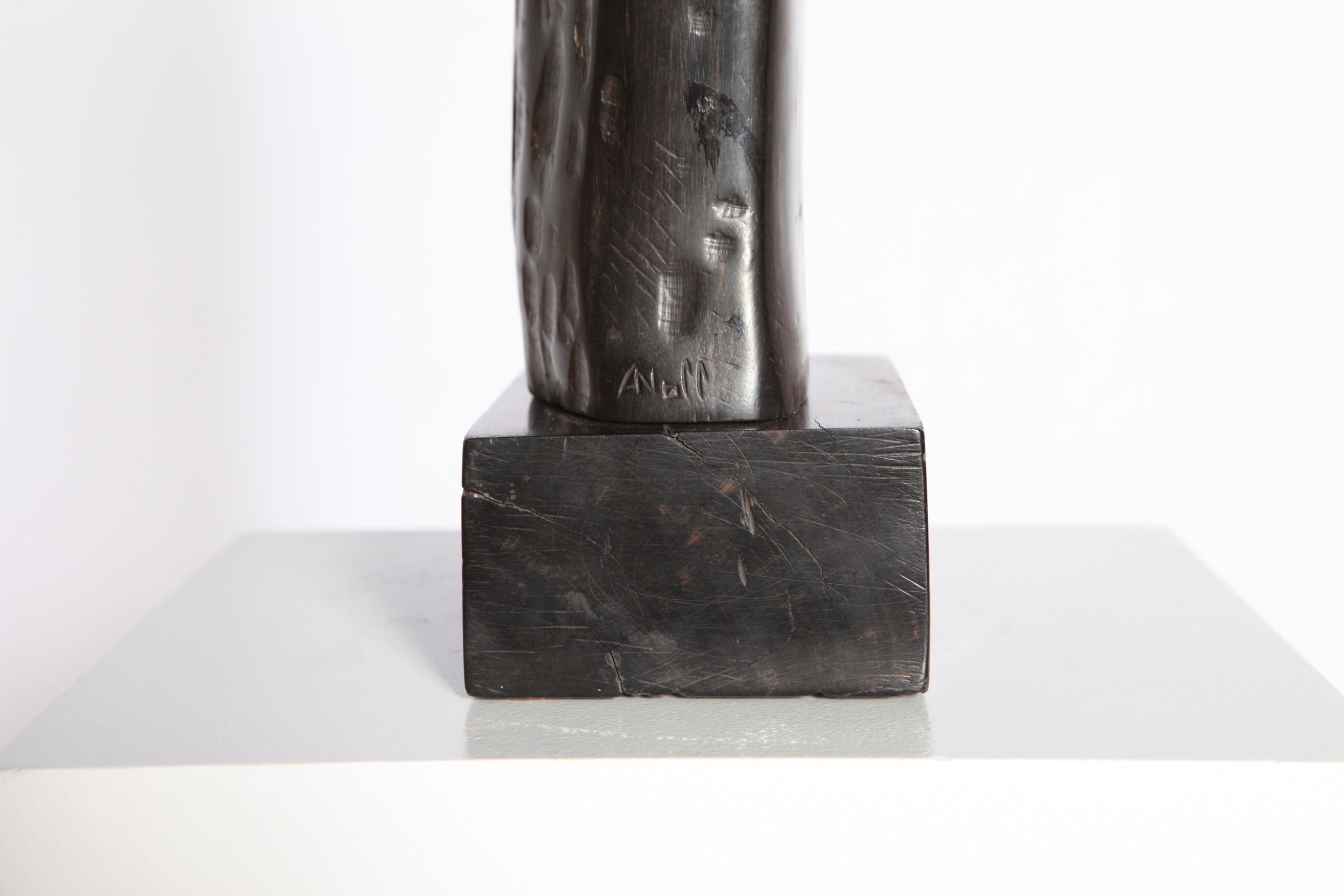 Alexandre Noll's ebony sculpture, detailed view of signature