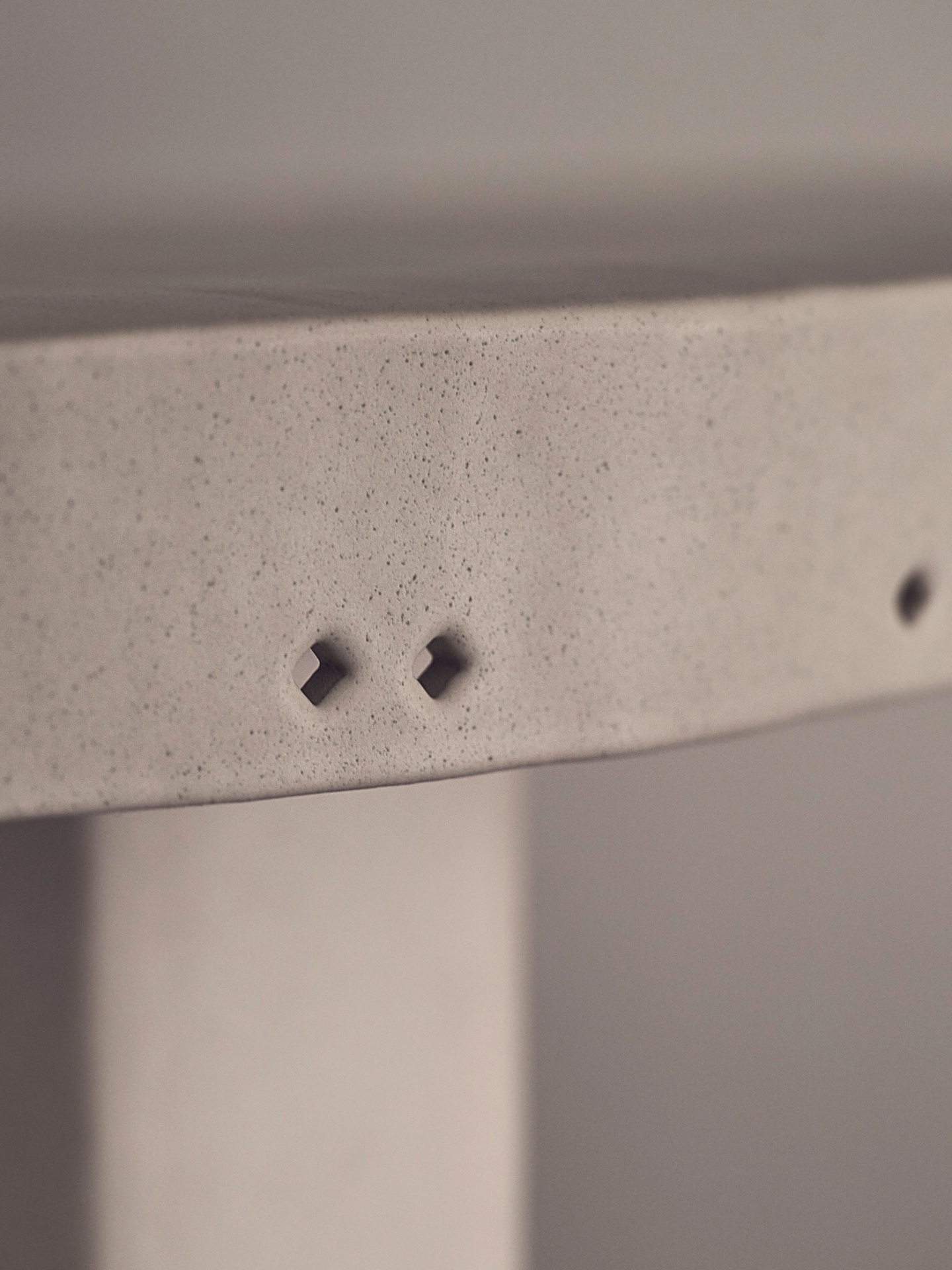 Studio Giancarlo Valle's plateau lamp, detailed view of top