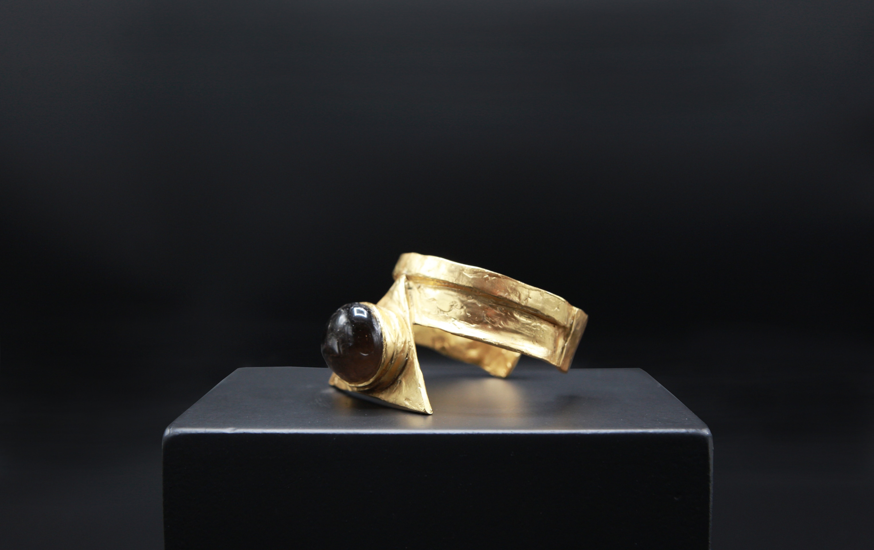 Anna Stein's cuff, full view