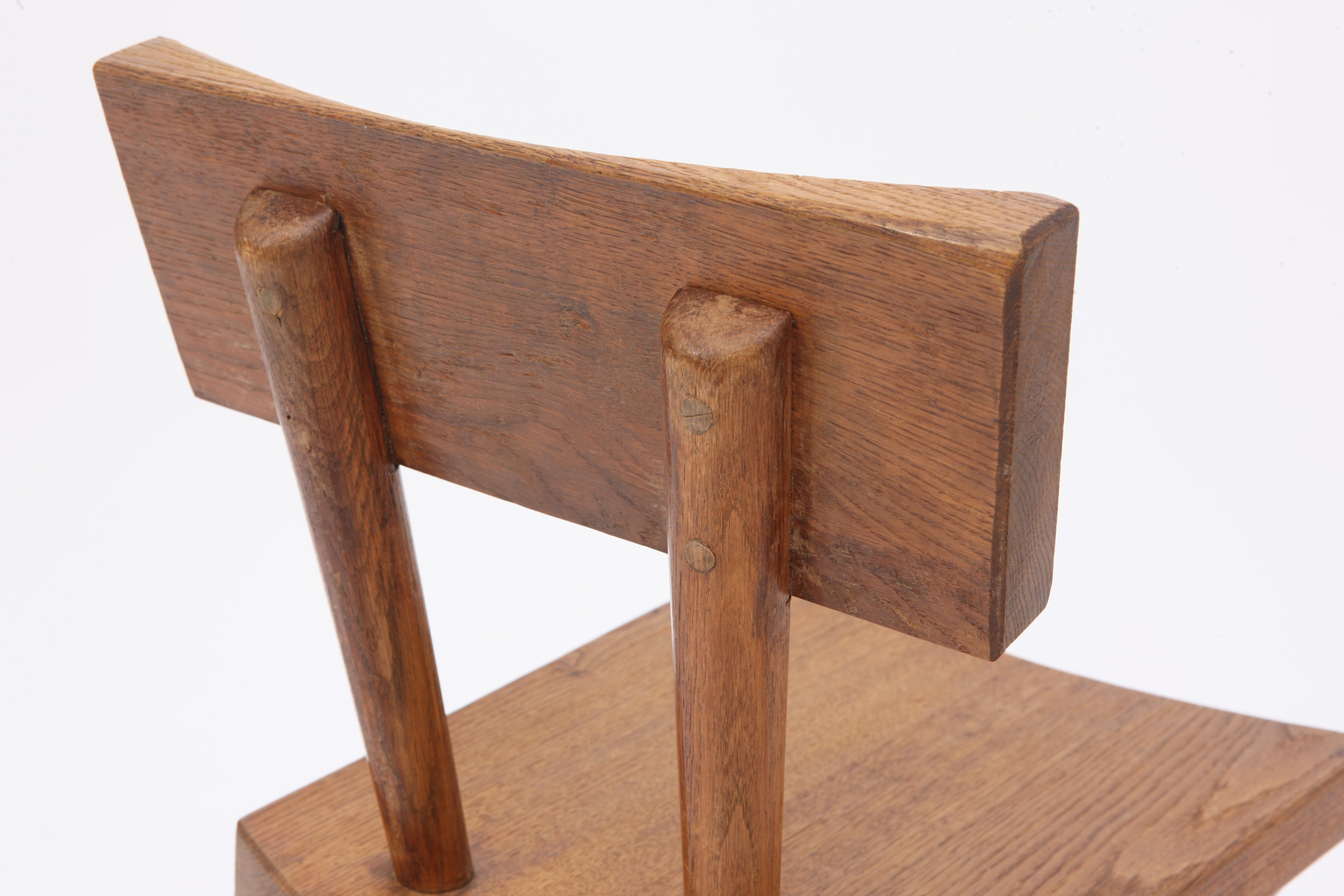 Marolles' set of 4 chairs detailed view of back of chair