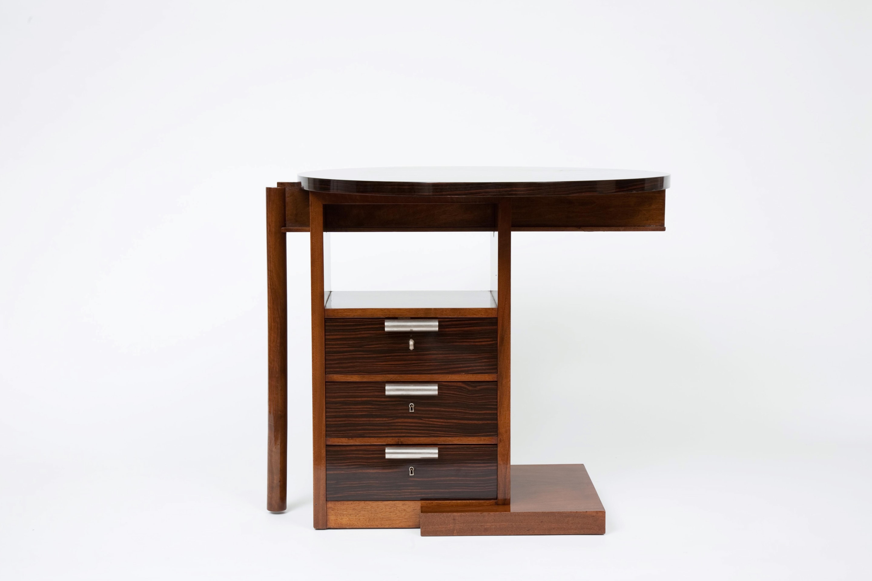 Andr&eacute; Sornay's desk, front view, closed