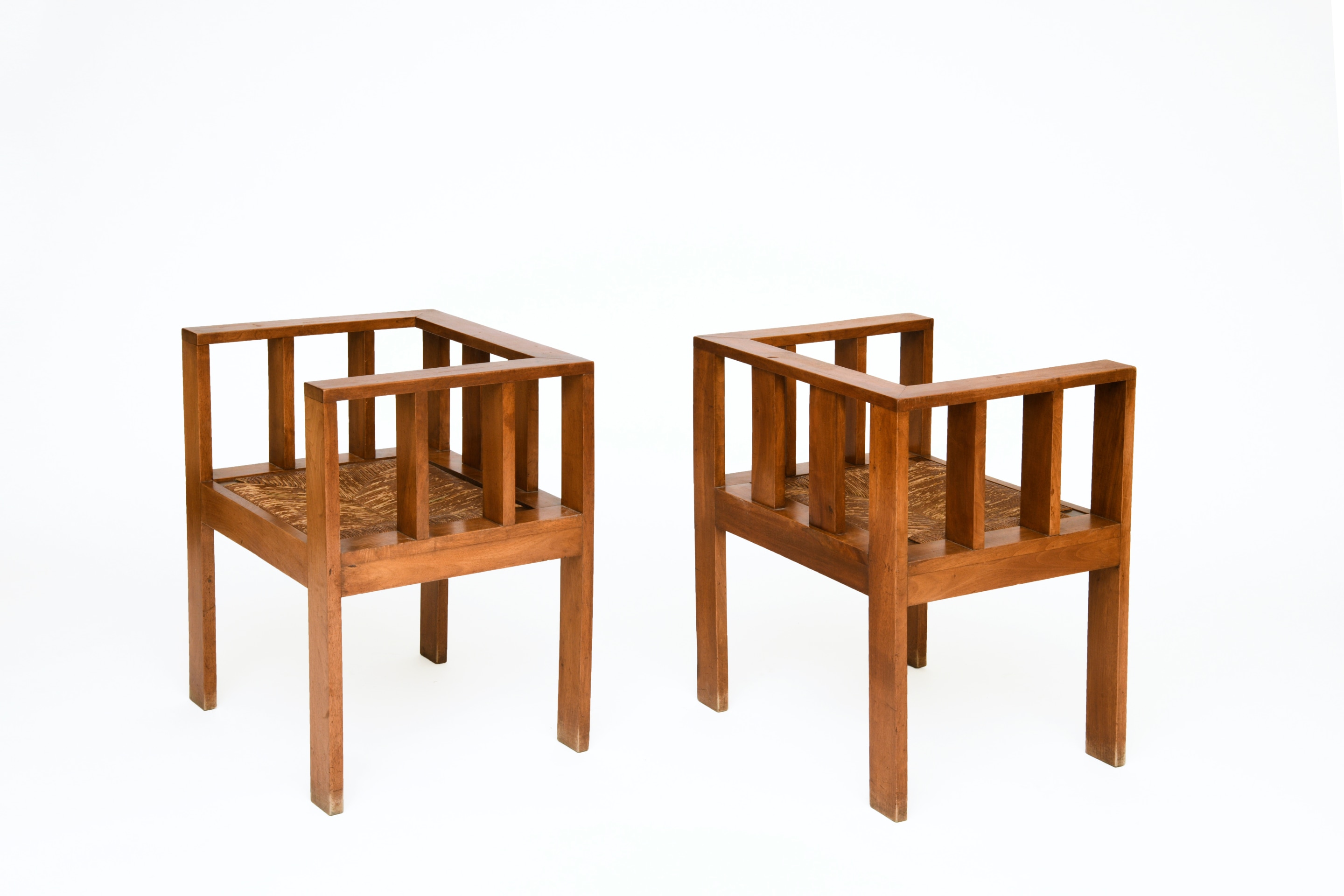Attributed to Francis Jourdain's pair of chairs, full diagonal views