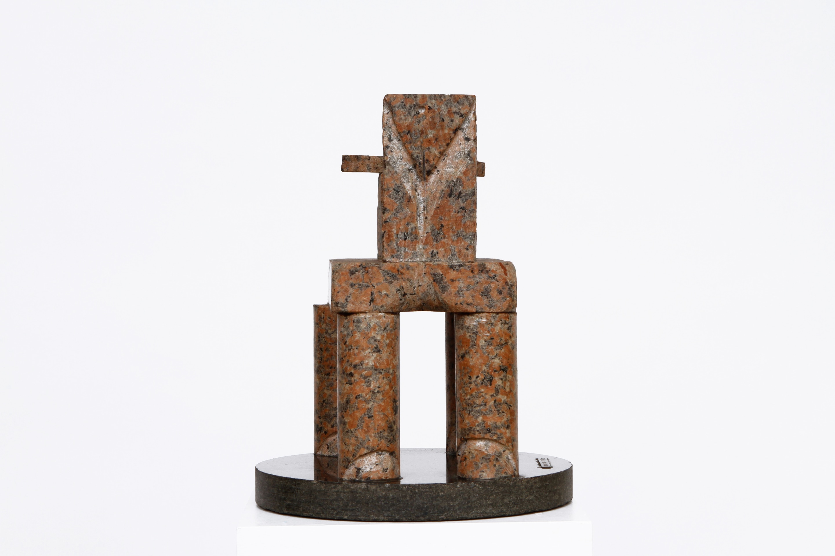 Péter Pierre Székely's &quot;Cirque&quot; sculpture, front view