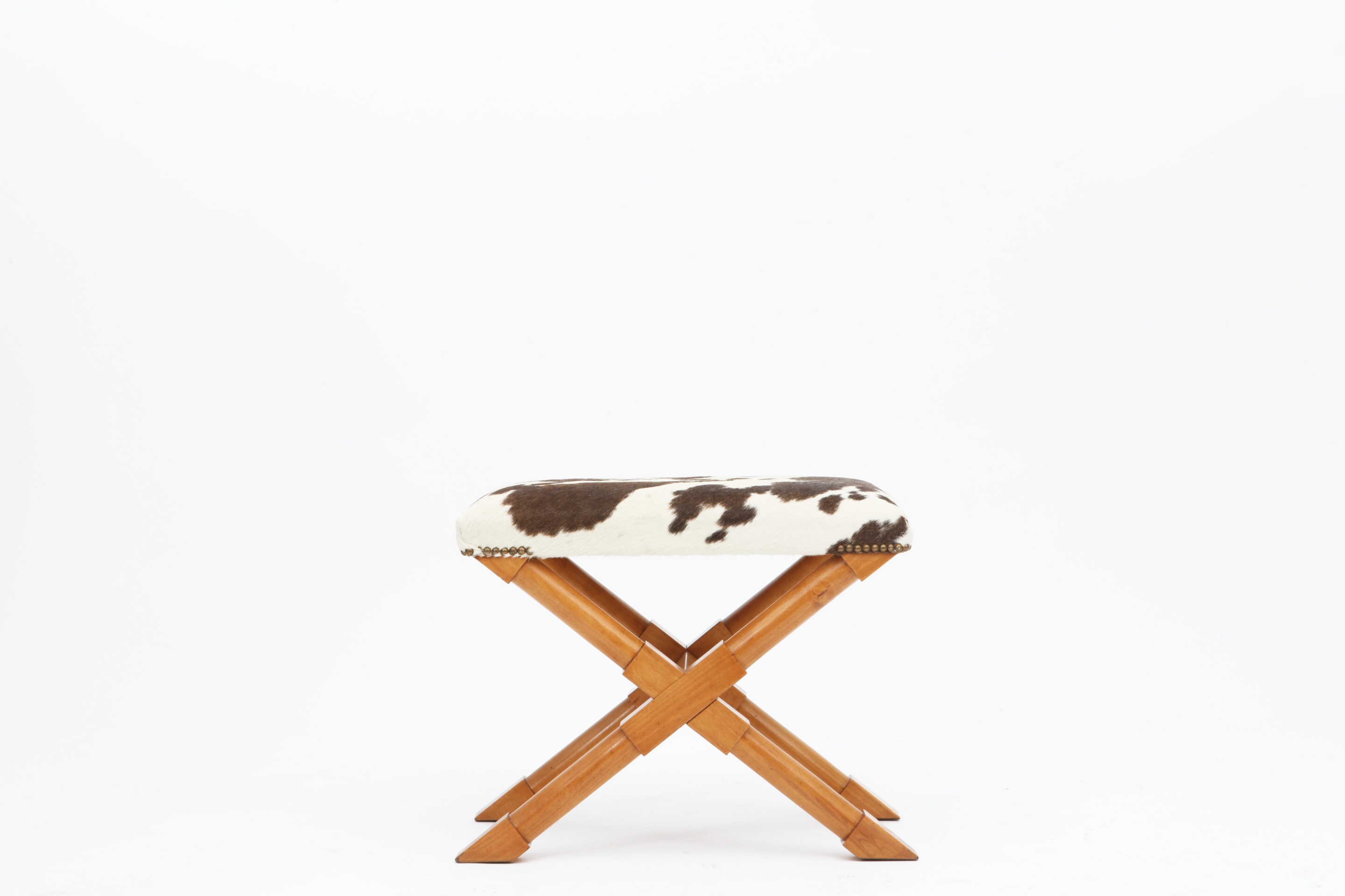 Andre Arbus's stool lower straight view