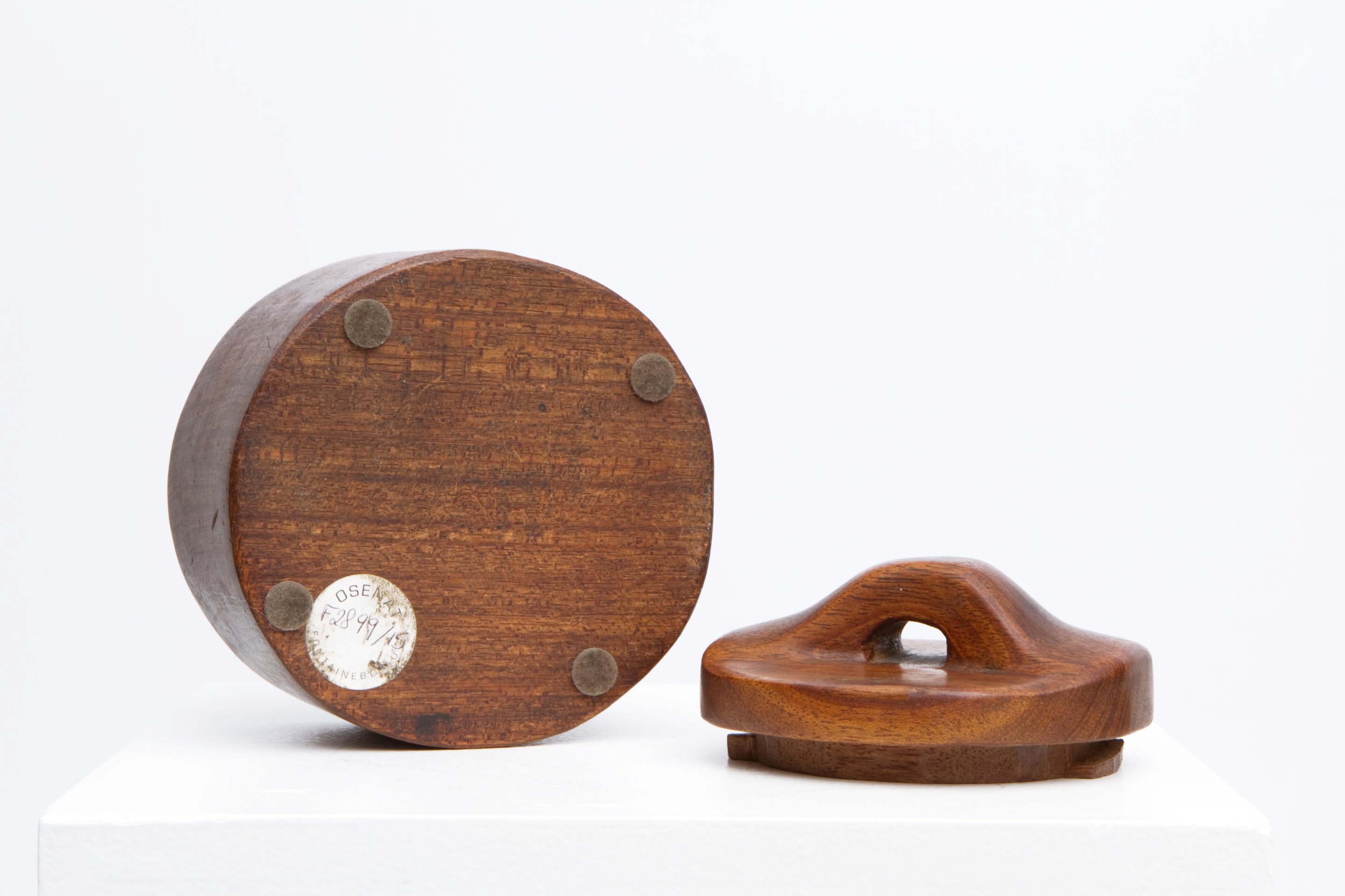 Alexandre Noll's wooden box with lid, view of underneath box with lid off