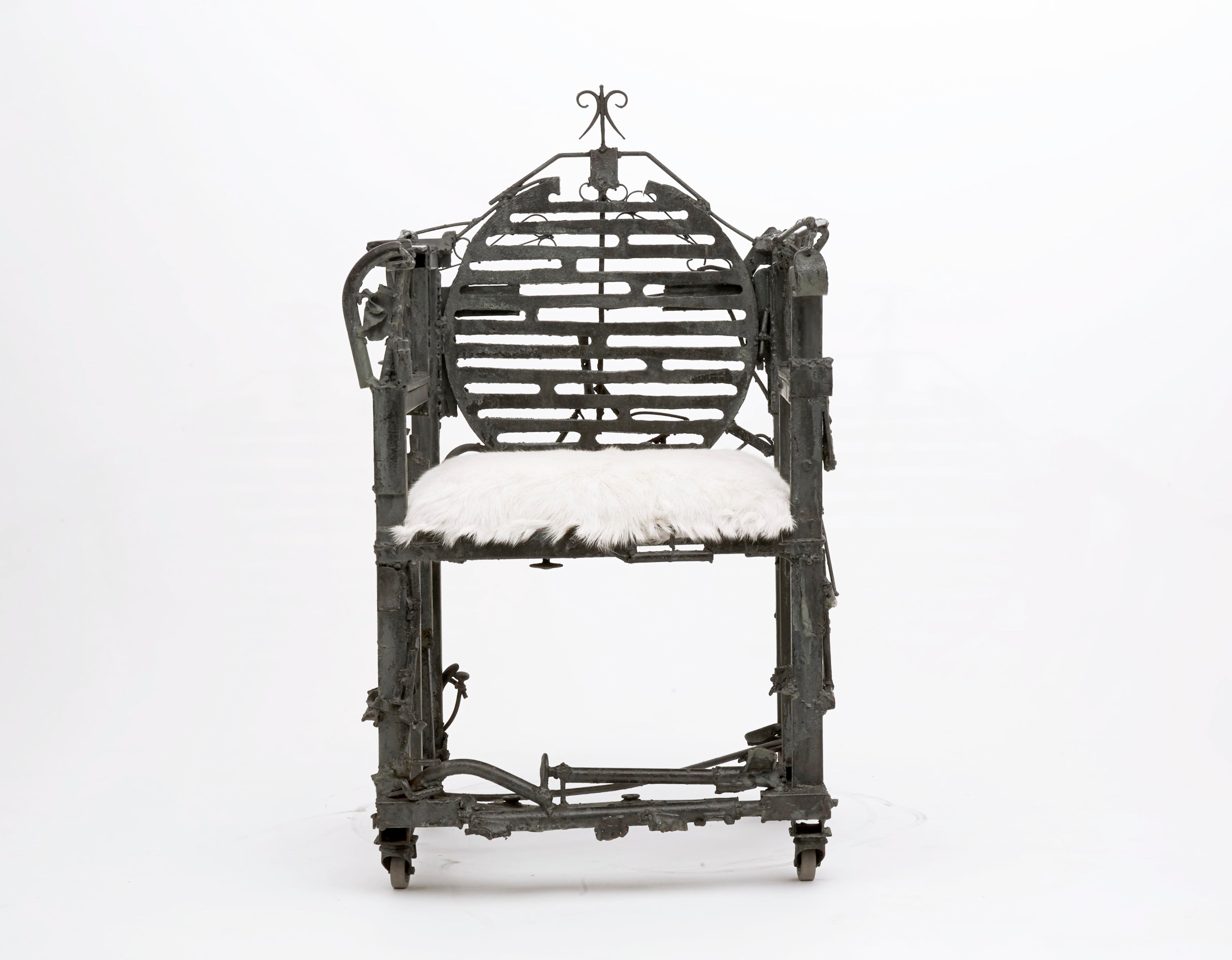 Sylvain Contini's sculptural armchair straight front view