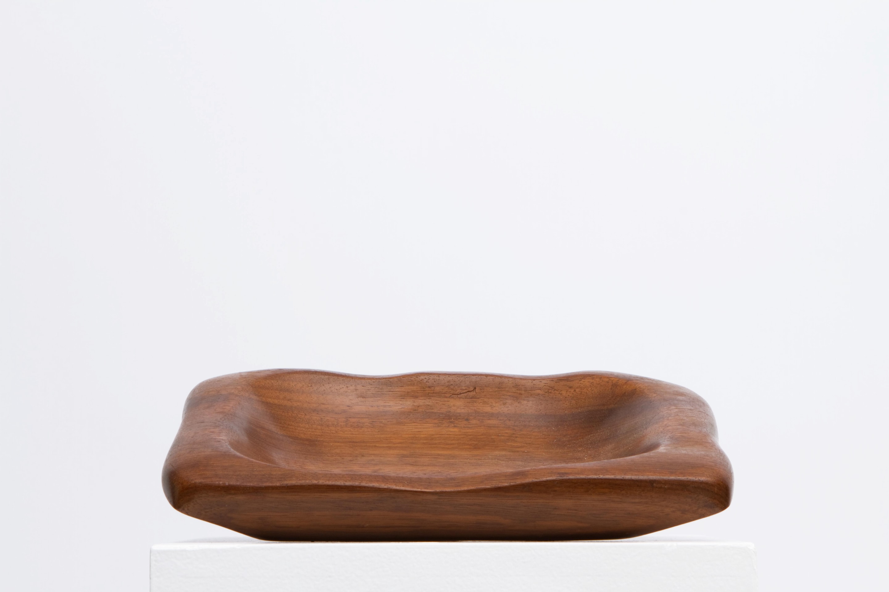 Alexandre Noll's mahogany bowl, full view from top
