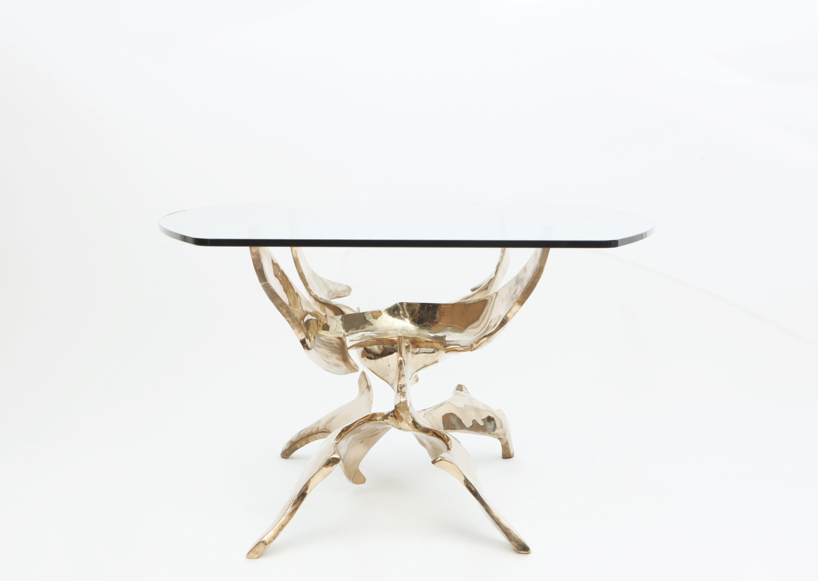 Fred Brouard's &quot;Grande Ail&eacute;e&quot; dining table side view
