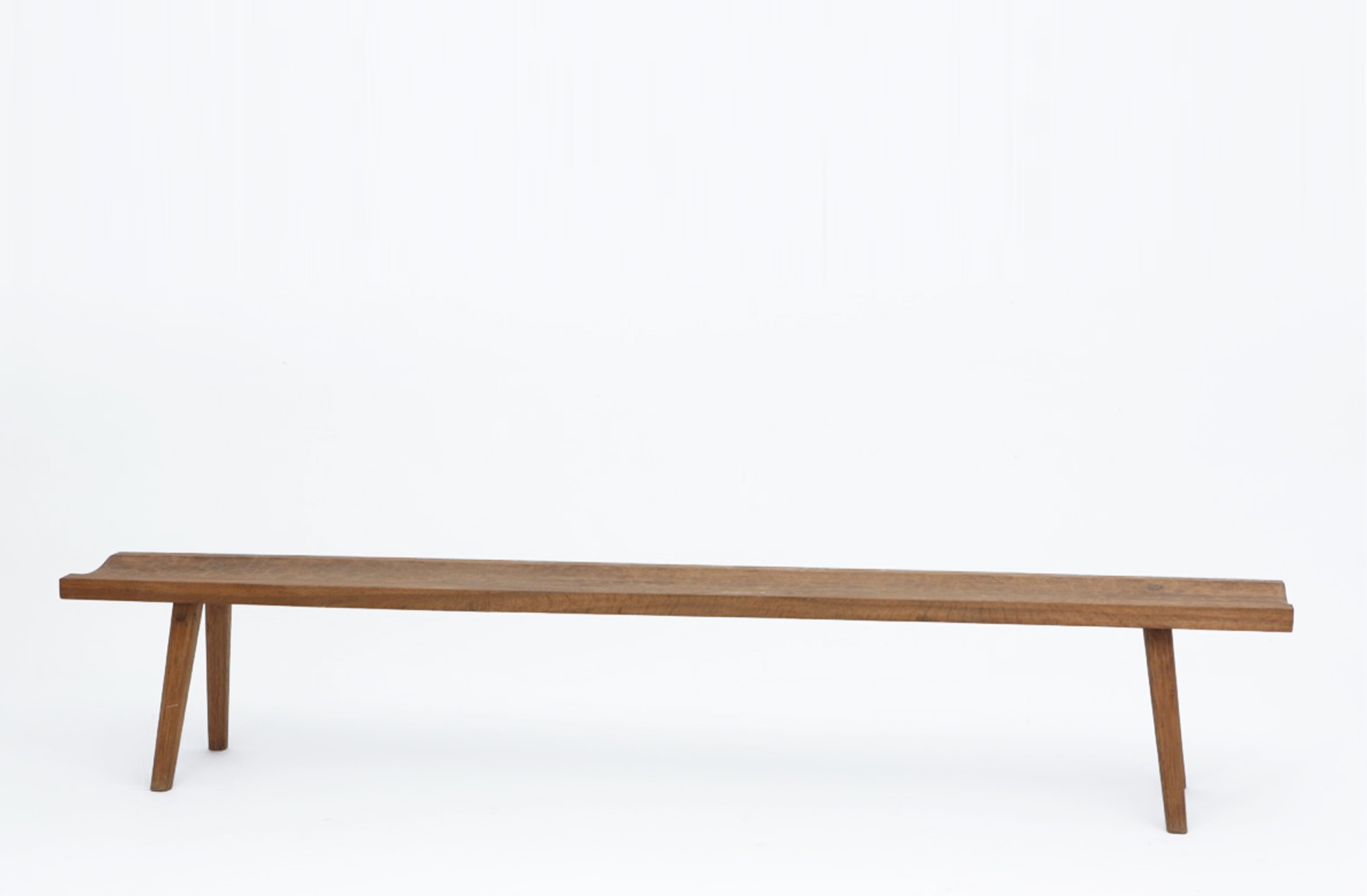 Marolles' wooden bench full view