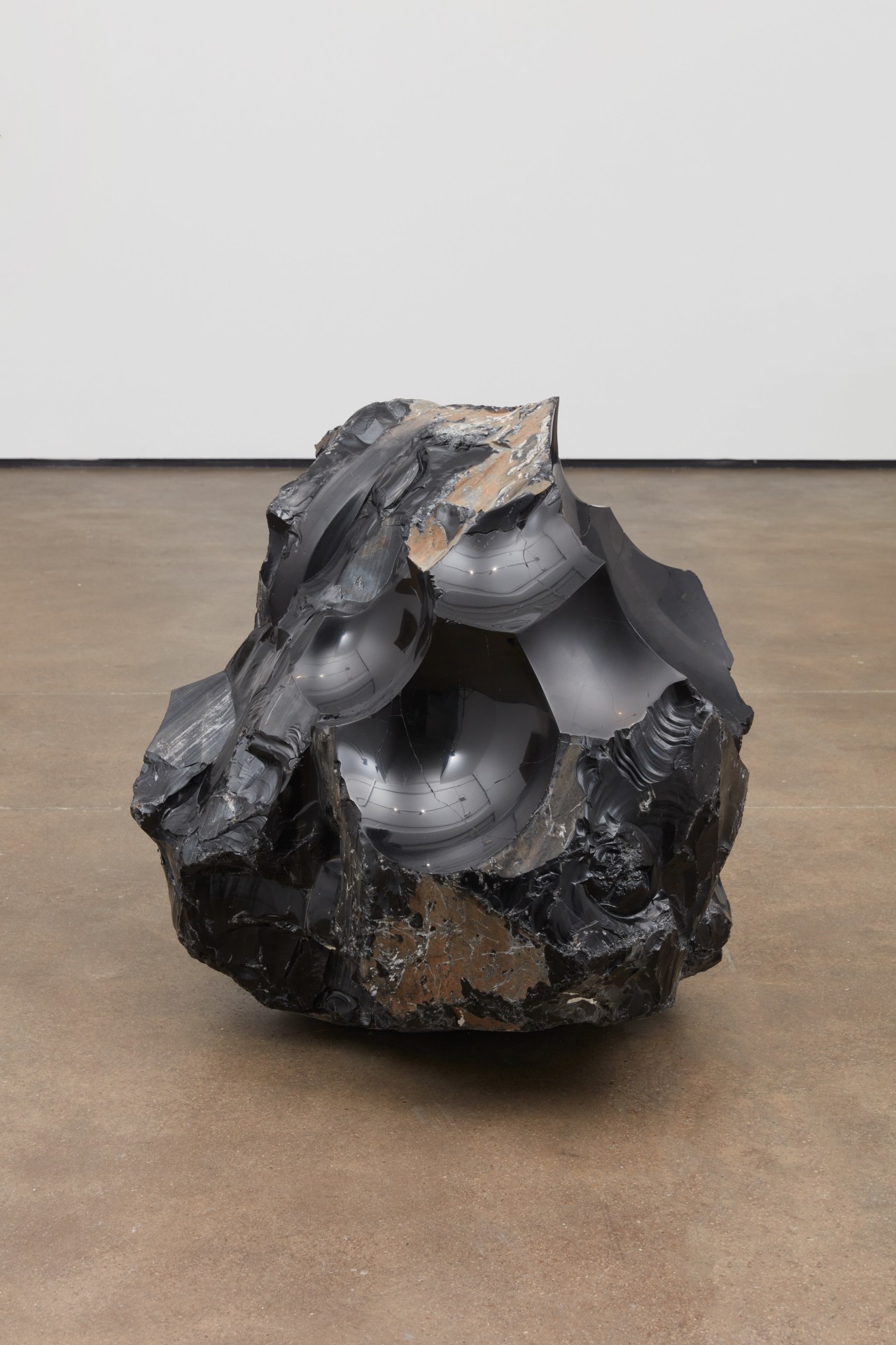 Julian Charri&egrave;re, Thickens, pools, flows, rushes, slows, 2020