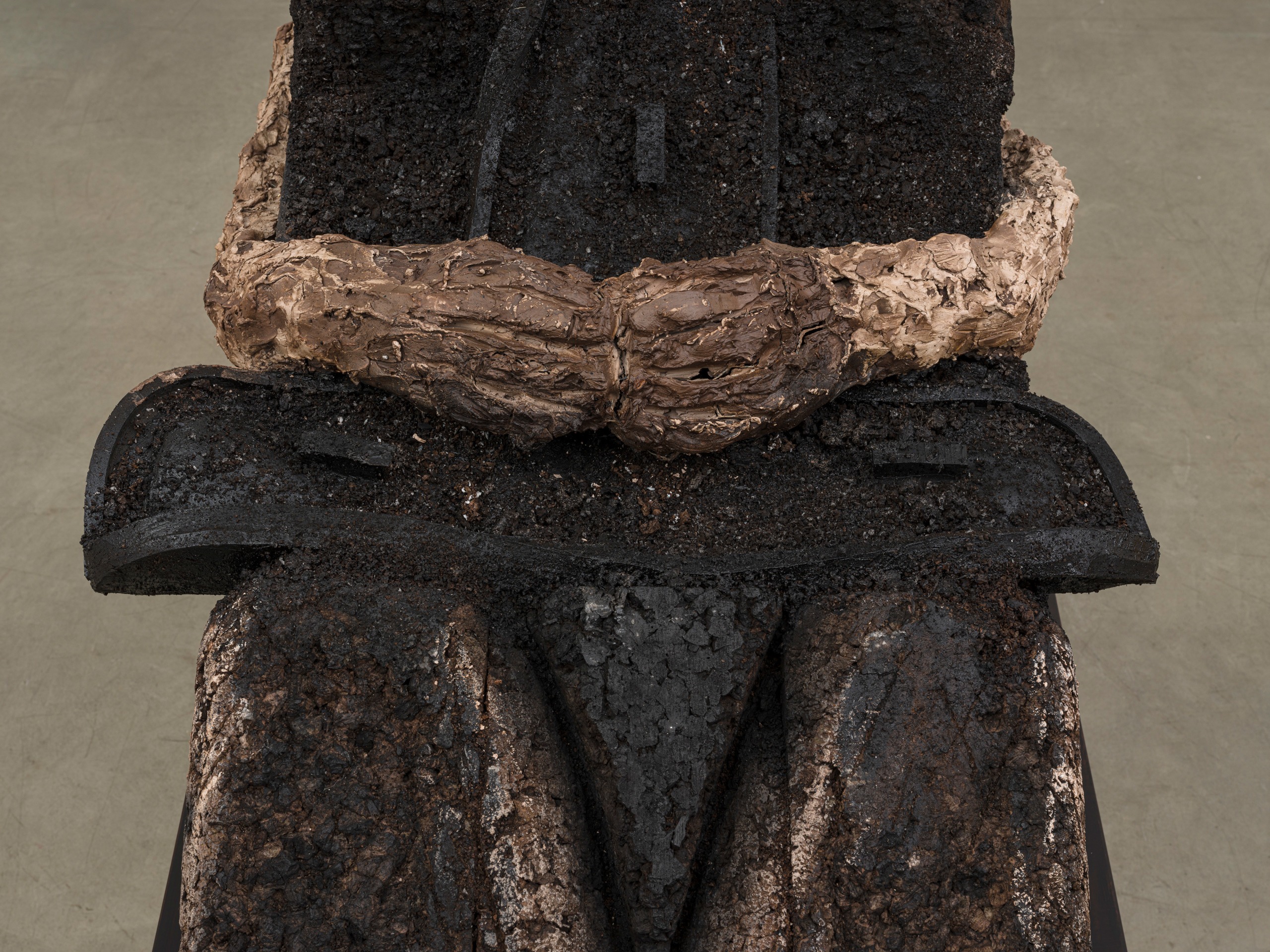 Huma Bhabha, Pilot, 2022