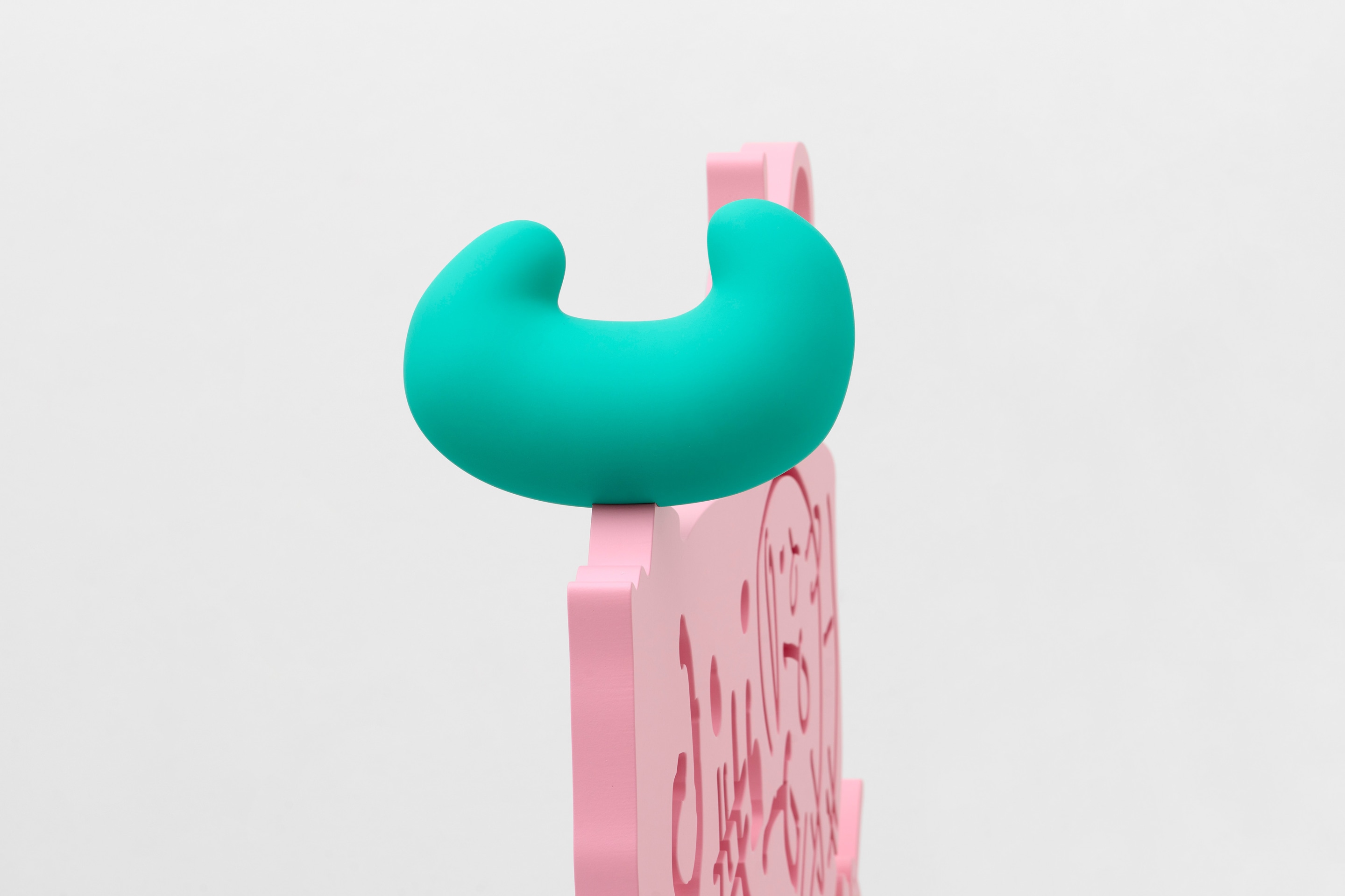 Aaron Curry, Offbeat Representation of a Pink Thing (Defined by Indistinguishable Chatter), 2022