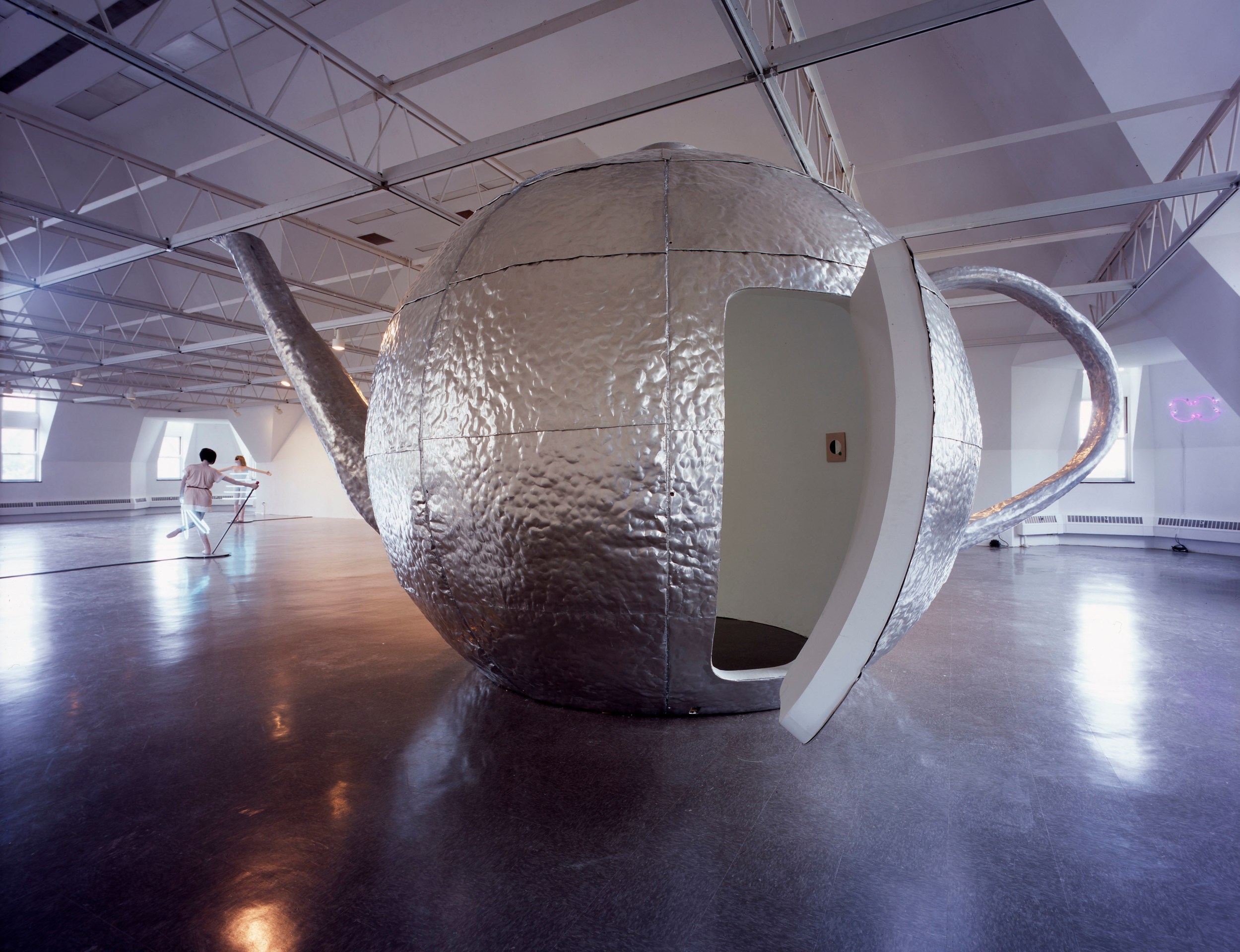 Mai-Thu Perret