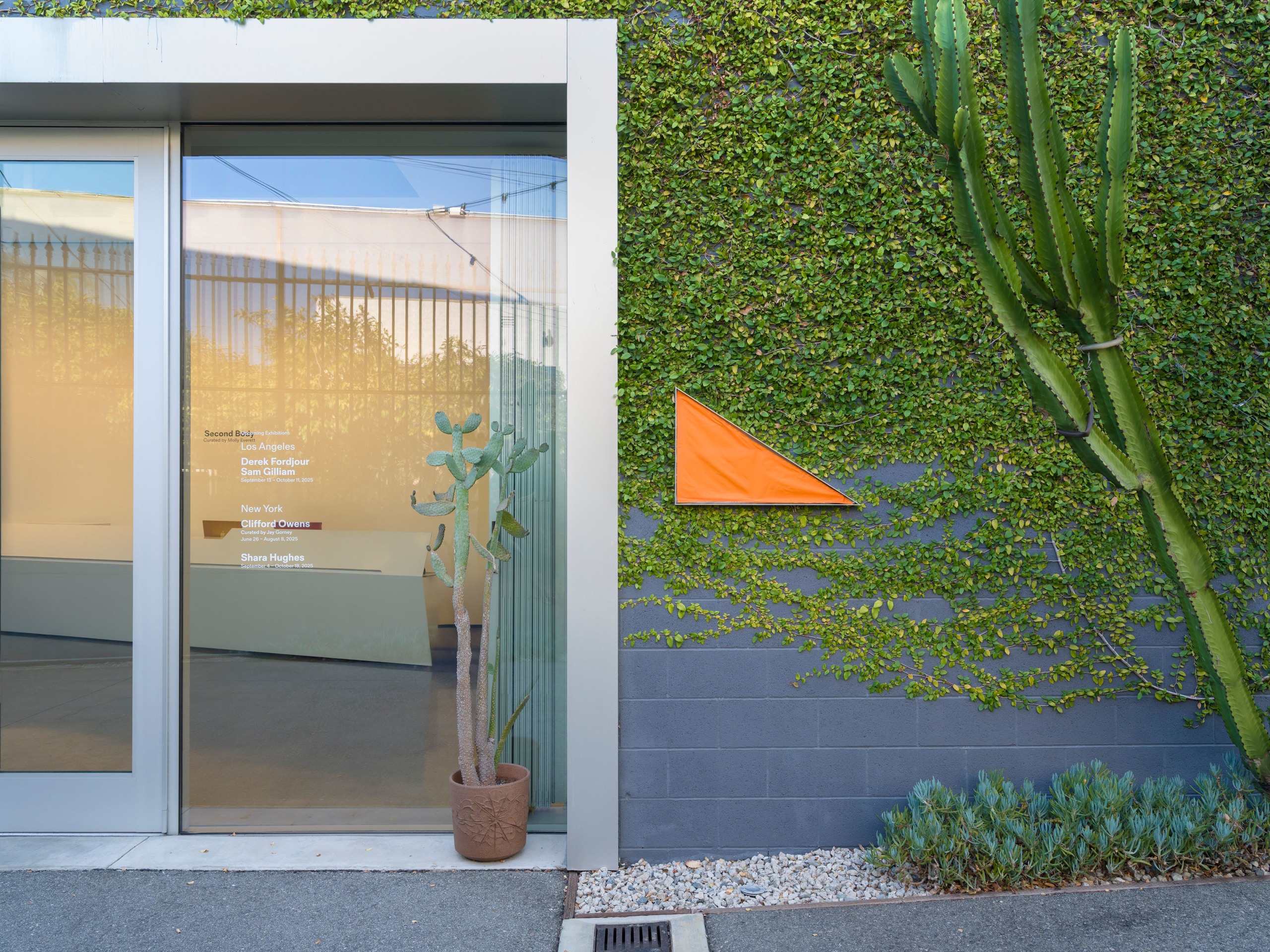 Carlos Agredano, EPA Air Quality Flag Program (David Kordansky Gallery, 5130 W Edgewood Pl, Los Angeles, CA 90019), 2025