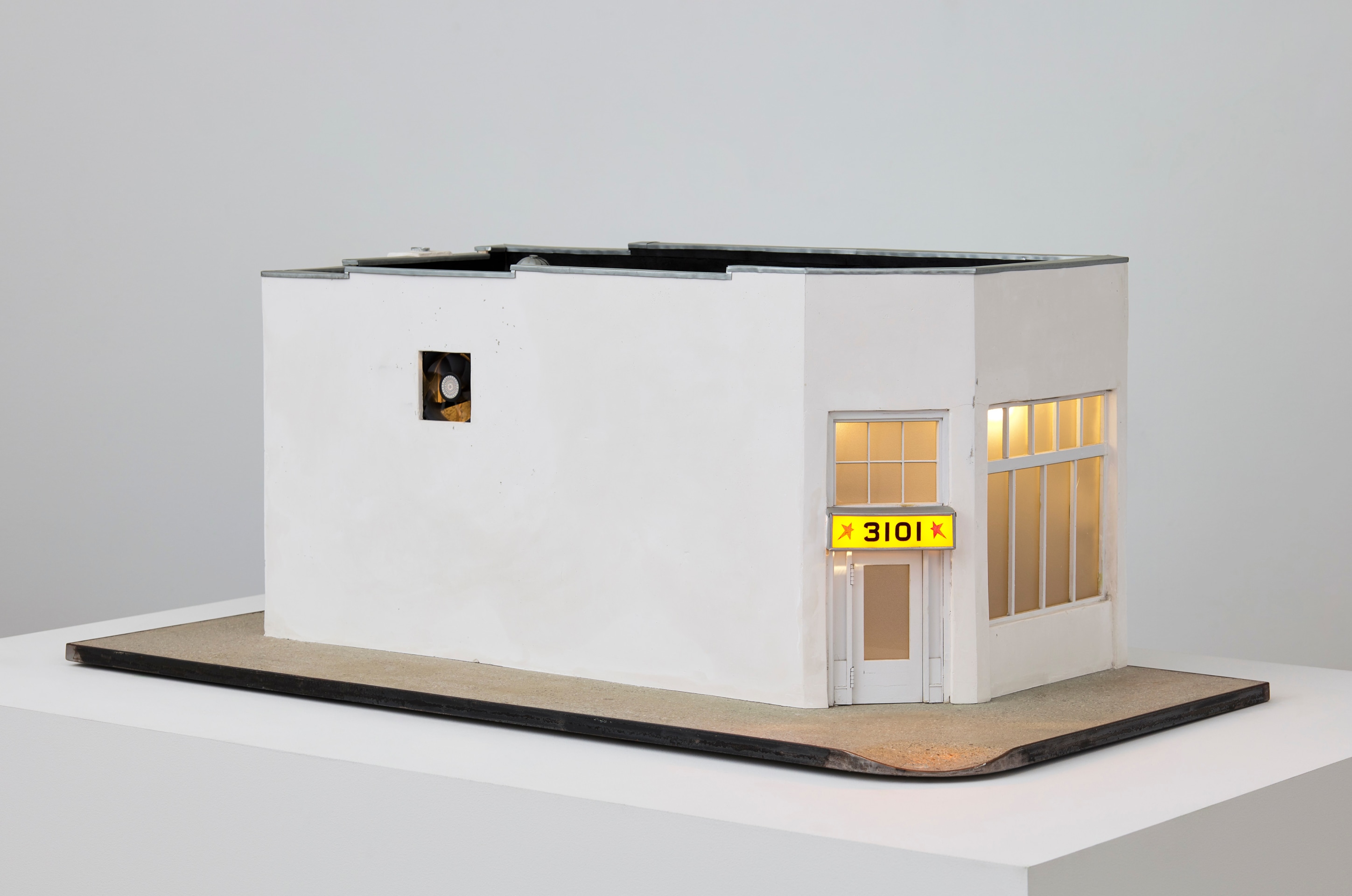 Calvin Marcus Corner of Main and Hancock, 2016