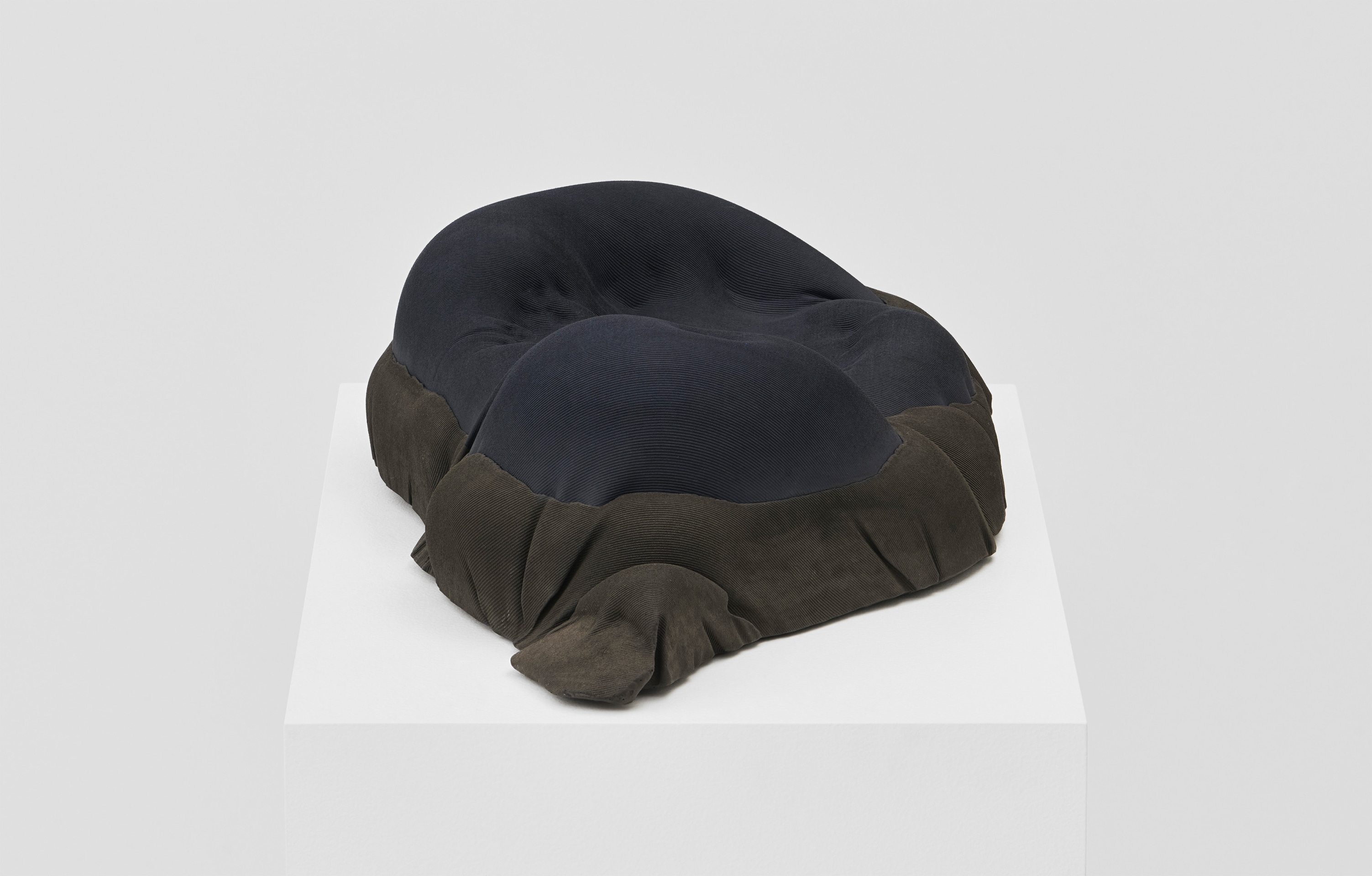 Anthony Pearson, Untitled (Upright Casement), 2022