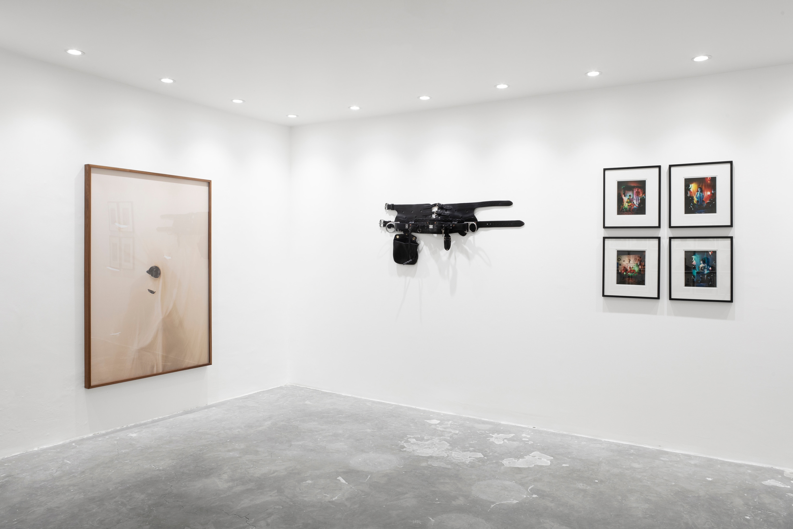 Installation view of Olvido, Sombra, Nada at Mitchell-Innes & Nash, Mexico City, 2022