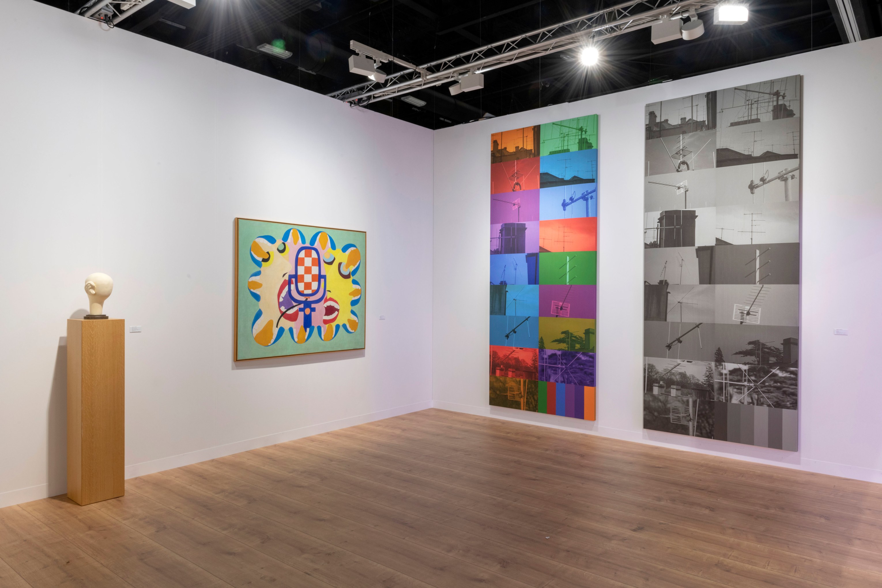 Installation view of Mitchell-Innes & Nash at Art Basel Miami Beach, Miami, Florida, 2021.