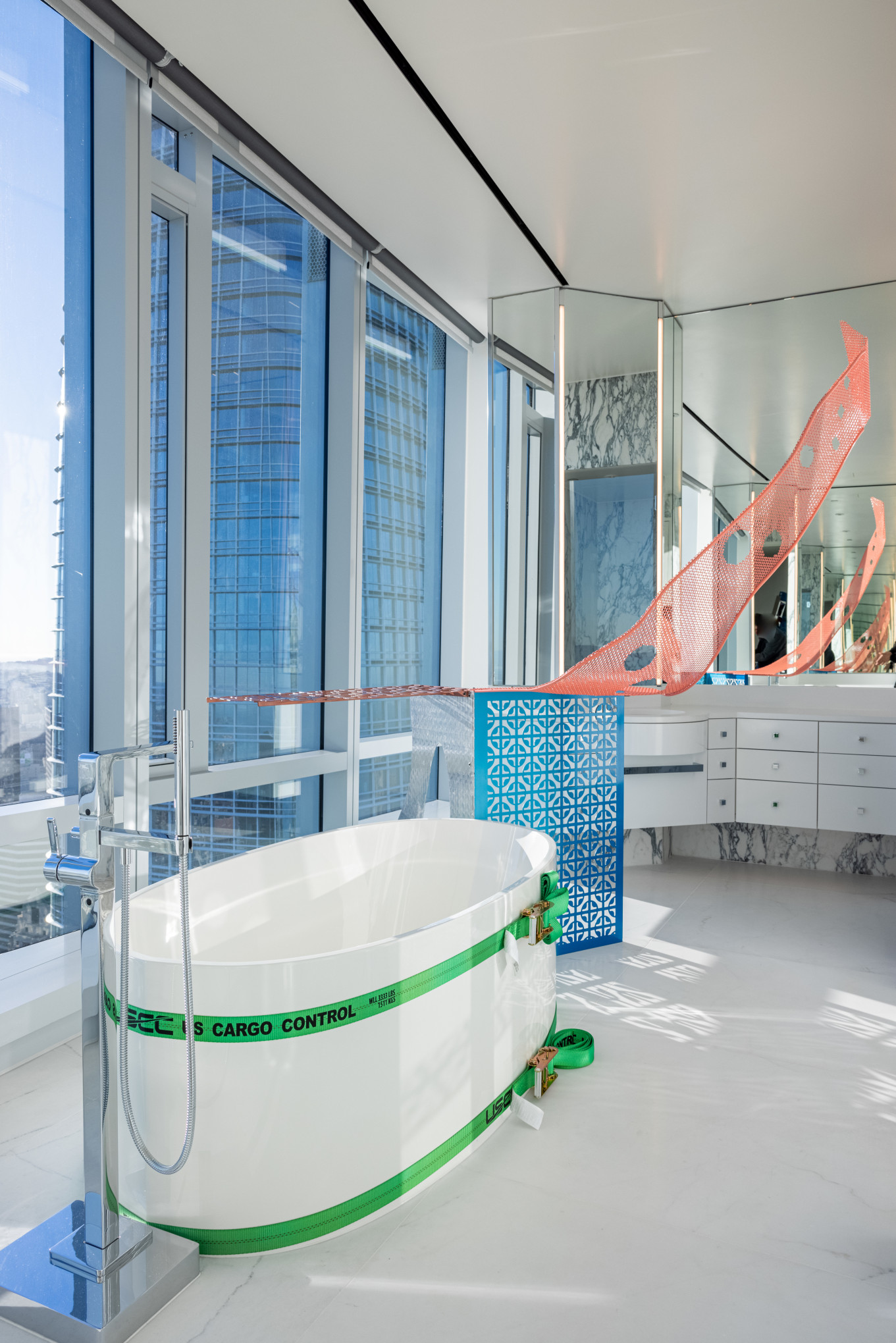 Installation view of Mitchell-Innes & Nash in San Francisco, CA 2021.