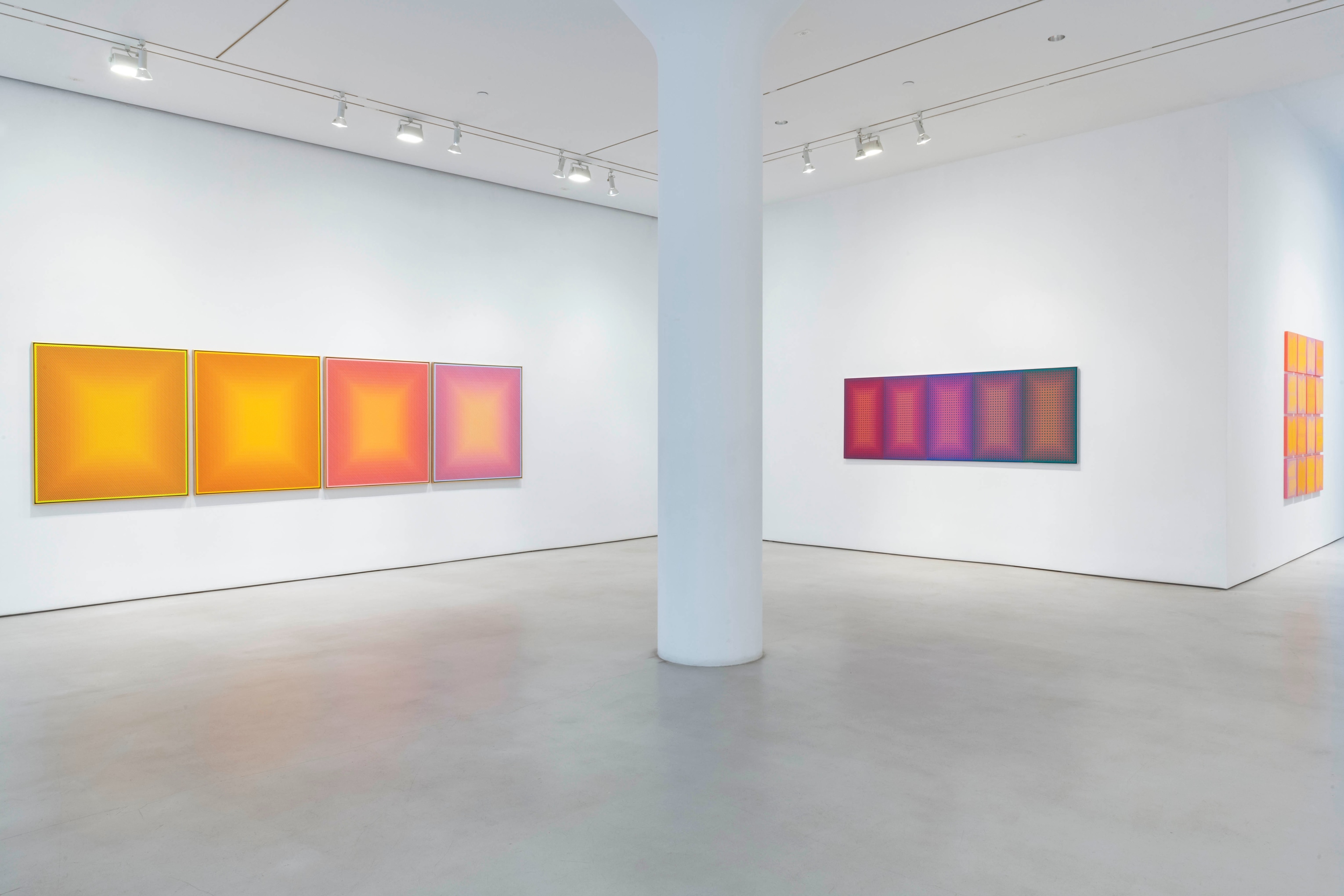 JULIAN STANCZAK Installation view of Seriality at Mitchell-Innes & Nash, New York, 2021
