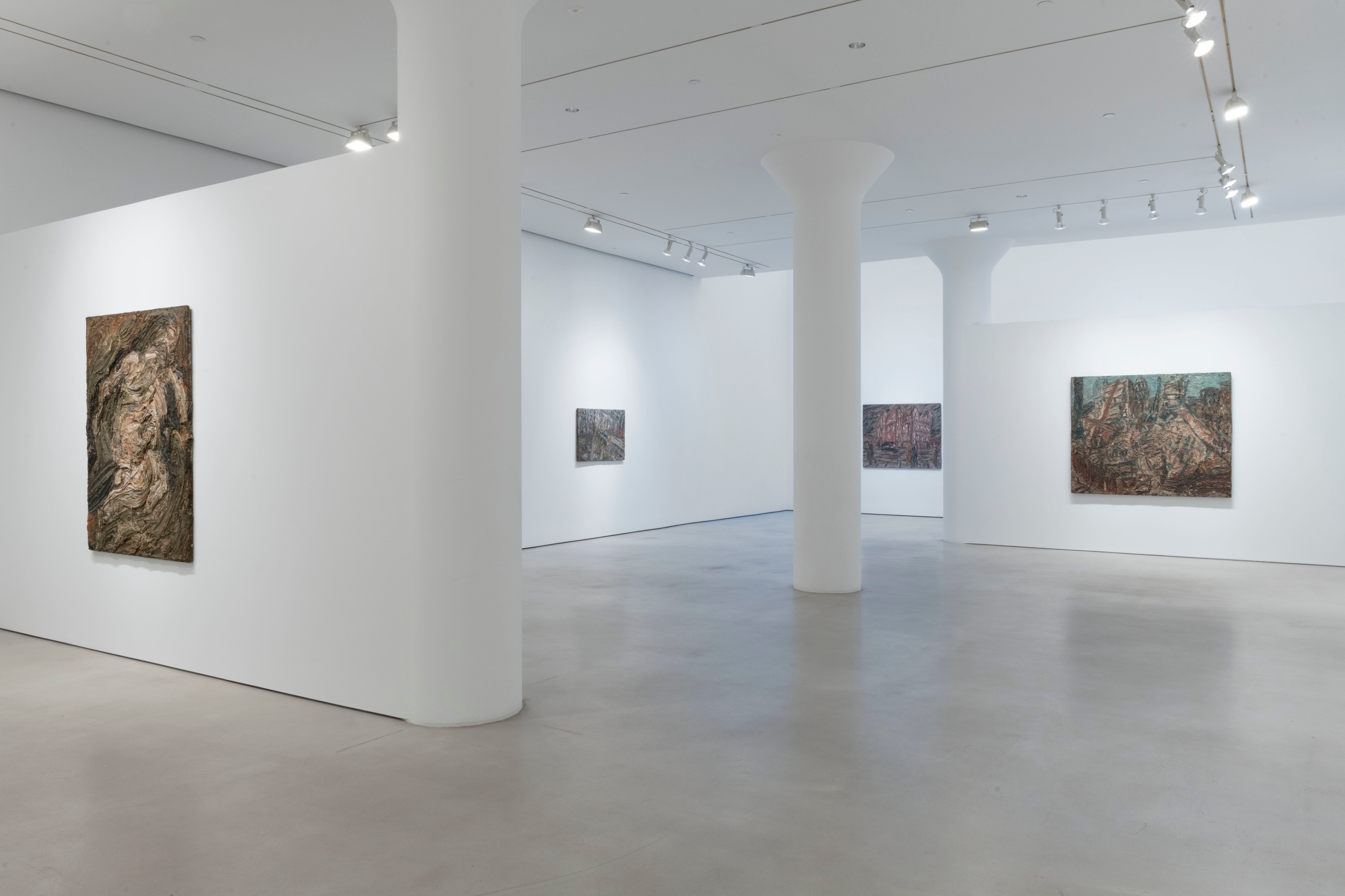 LEON KOSSOFF Installation view of&nbsp;A Life in Painting&nbsp;at Mitchell-Innes &amp;amp; Nash, New York, 2022