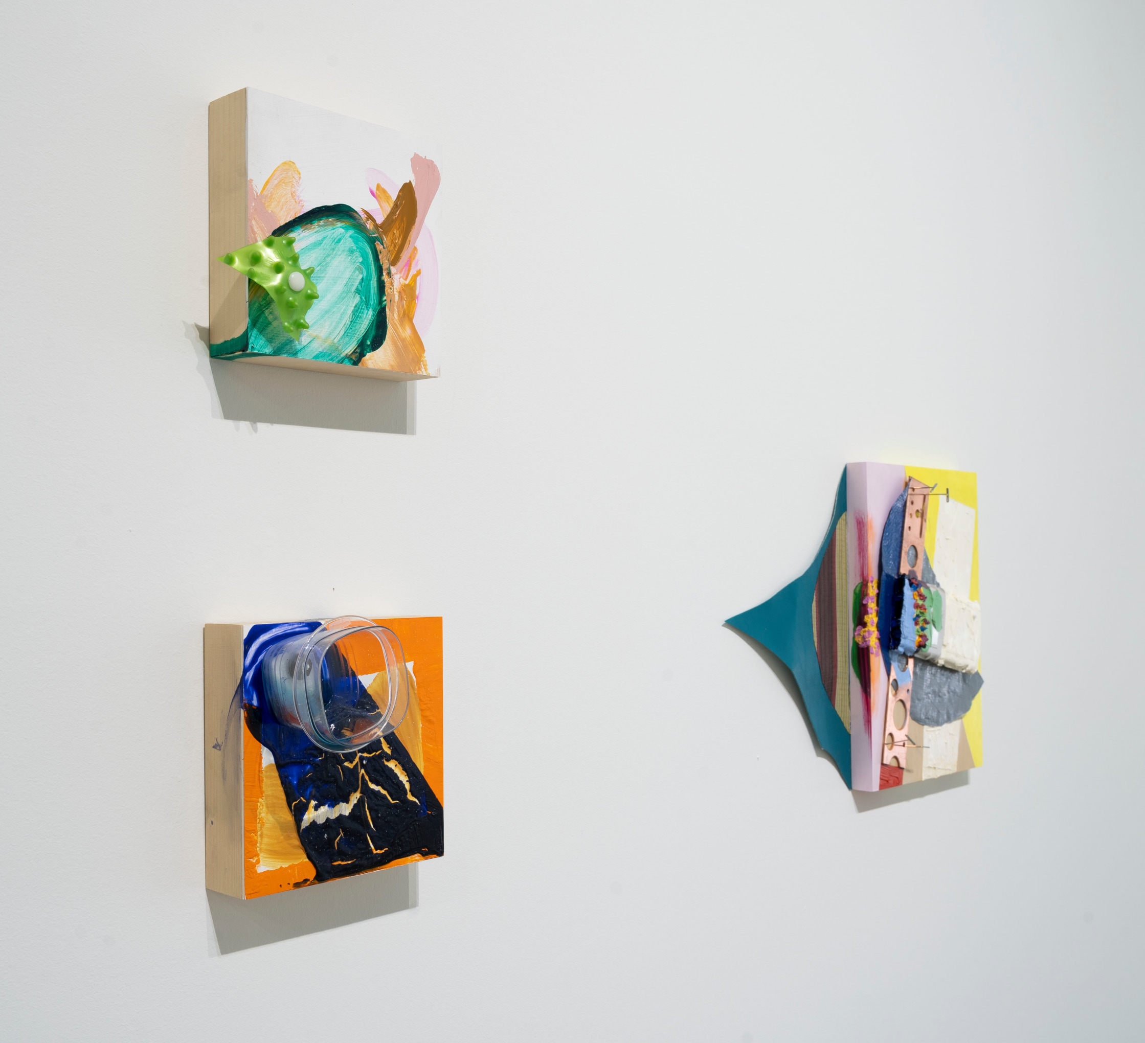 Installation view of Mitchell-Innes & Nash in Miami Design District, Miami, 2021-2022