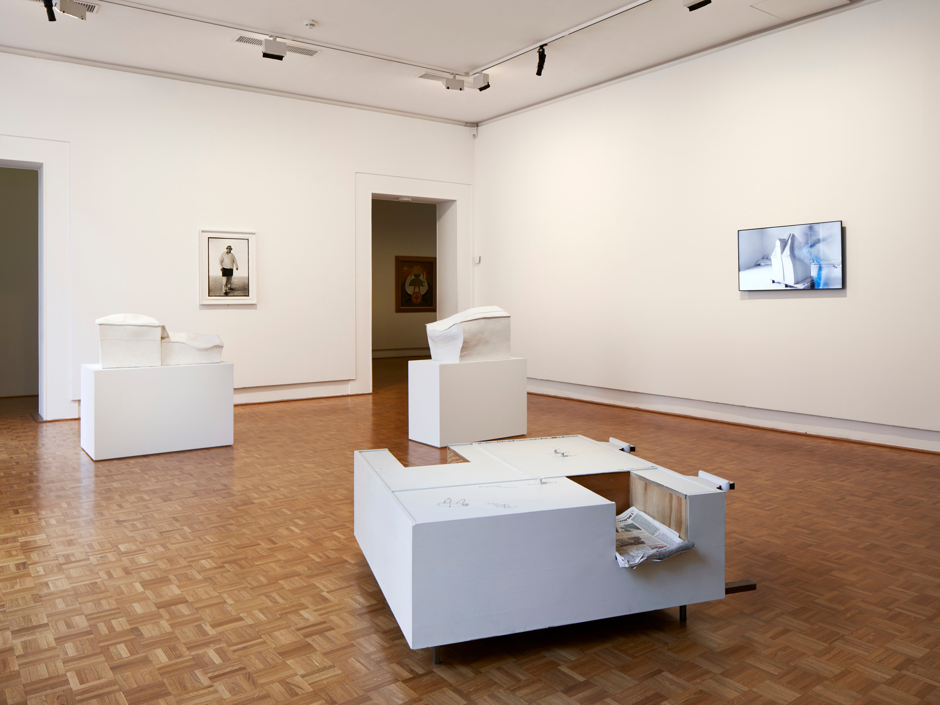 ERWIN WURM, Installation view