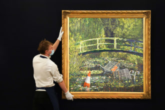 CNN ARTS | Banksy Show me the Monet