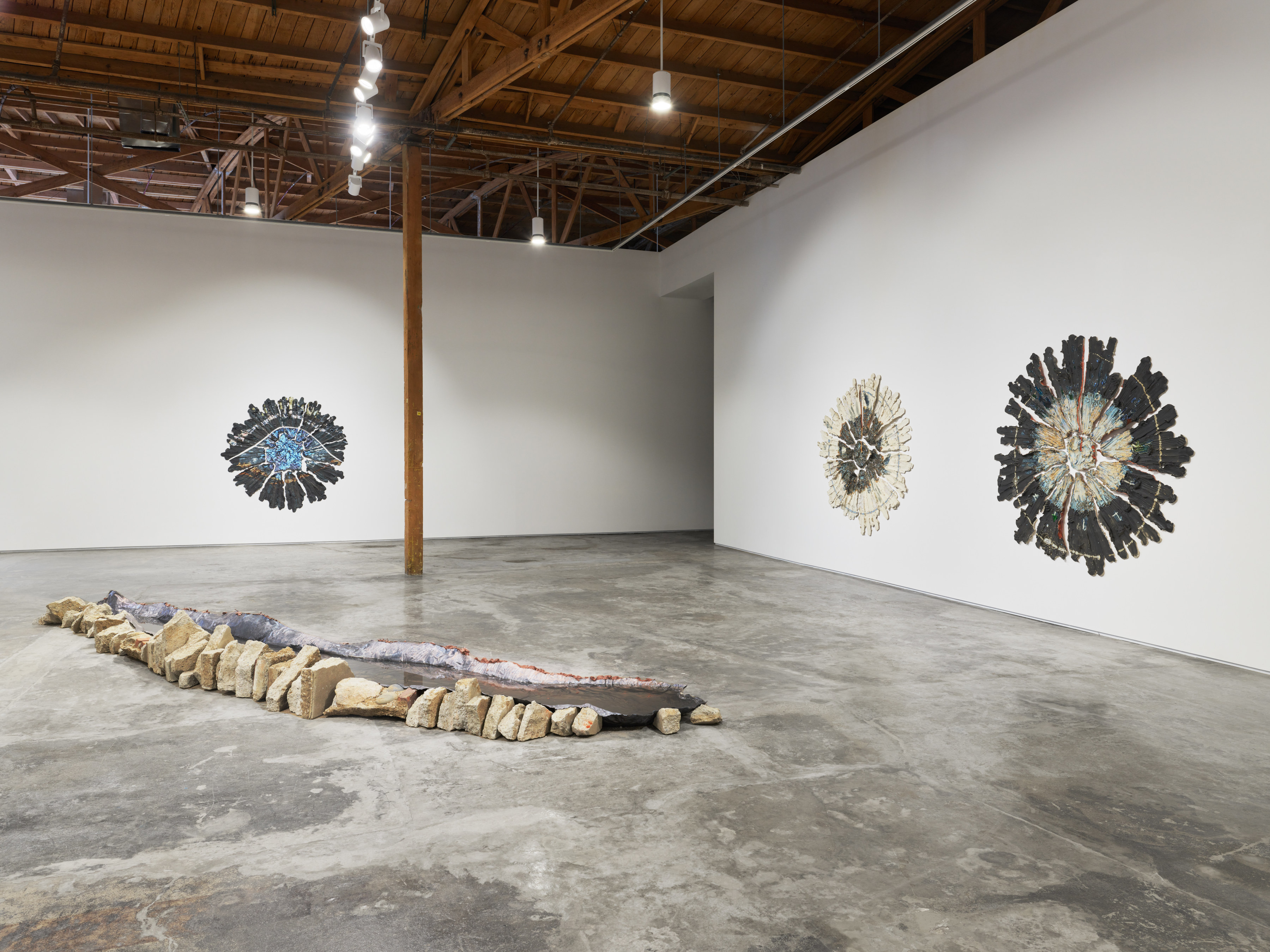 Brie Ruais, Daughter, You Seem Foreign to Me, installation view, 2023