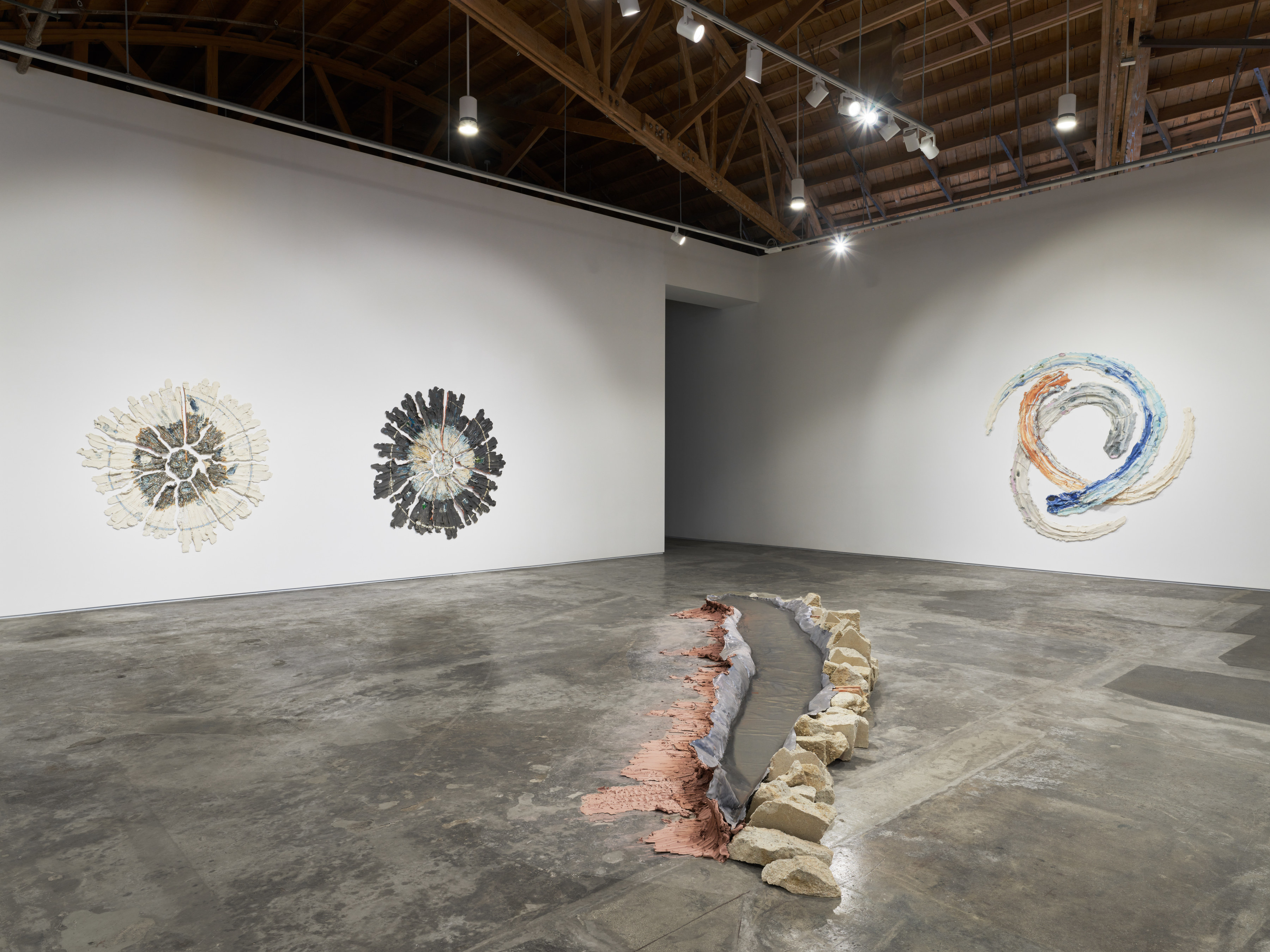 Brie Ruais, Daughter, You Seem Foreign to Me, installation view, 2023