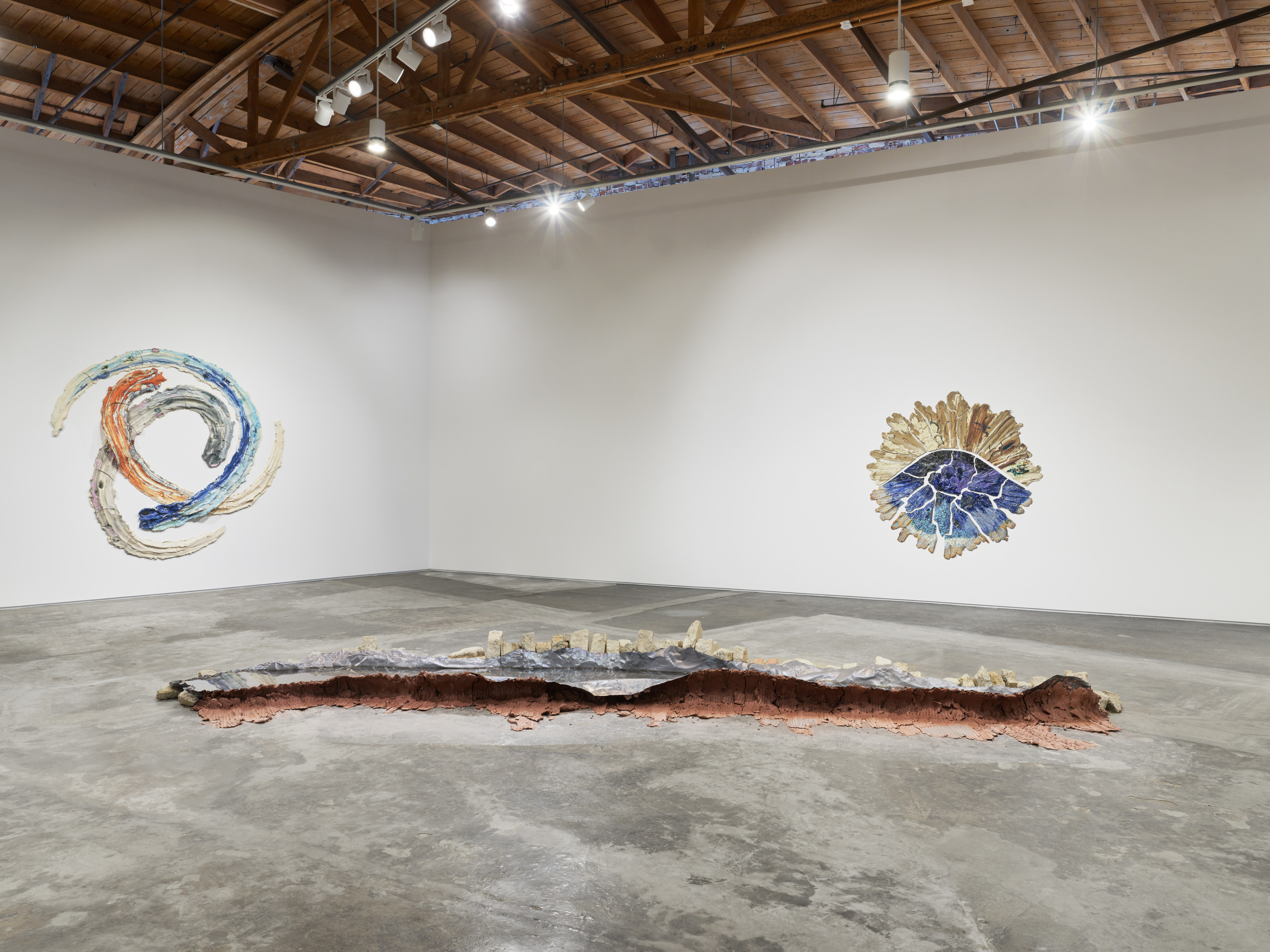 Brie Ruais, Daughter, You Seem Foreign to Me, installation view, 2023