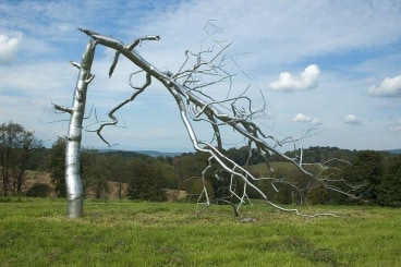 ROXY PAINE Fallen Tree, 2006