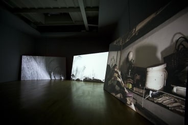 installation image of Hiraki Sawa's O, 2011