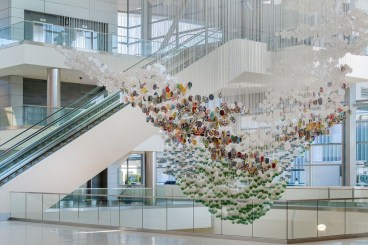 The Unscalable Rampart of Time, 2022, BNA Nashville International Airport, Nashville, TN. Photo by Jordan Powers, courtesy of the artist and&nbsp;BNA Nashville International Airport.