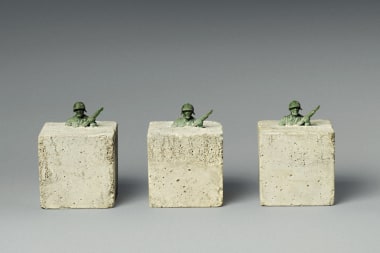 Michel Zwack three army men in concrete sculpture