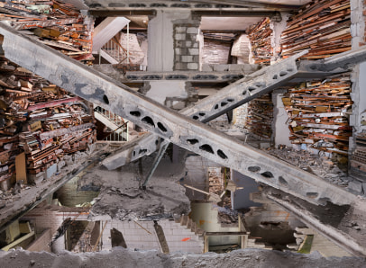 Marjan Teeuwen in Paradise Lost - Gazing at Contemporary Urban Civilization and its Metaphor
