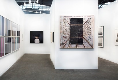 The Armory Show 2018 : Louise Nevelson, Marjan Teeuwen, Ed Ruscha, Todd Hido, Trine Sondergaard, Penelope Umbrico | installation image | Bruce Silverstein Gallery