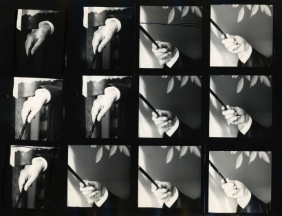 Ren&eacute; Magritte / Shunk-Kender Main de Magritte en train de peindre le dernier empire des lumi&eacute;res, rue des Mimosas,&nbsp;c. 1953-1954 Gelatin silver print ; Bruce Silverstein Gallery