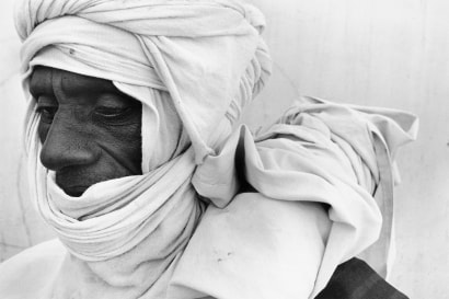 Chester Higgins -  Desert Wind Attire, Mopti, Mali, 1993