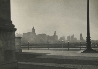 E. O. Hopp&eacute; -  Michigan Avenue, Chicago, 1926  | Bruce Silverstein Gallery