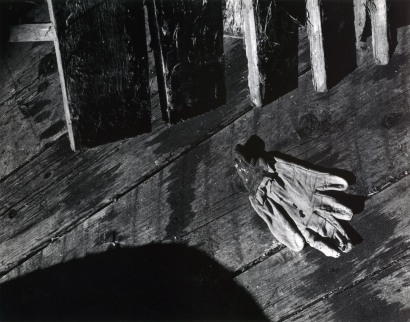  Aaron Siskind 	Gloucester, 1944 	Gelatin silver print, printed c.1944 	8 x 10 inches
