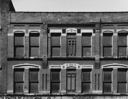  Aaron Siskind 	Chicago Facade 8, 1957 	Gelatin silver print, printed c.1957 	8 x 10 inches