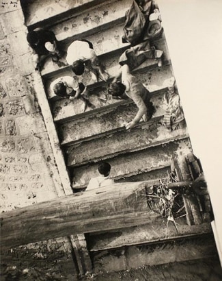 Ilse Bing - Sans titre, Paris, 1931 Gelatin silver print mounted to original scrap board, printed c. 1931 | Bruce Silverstein Gallery